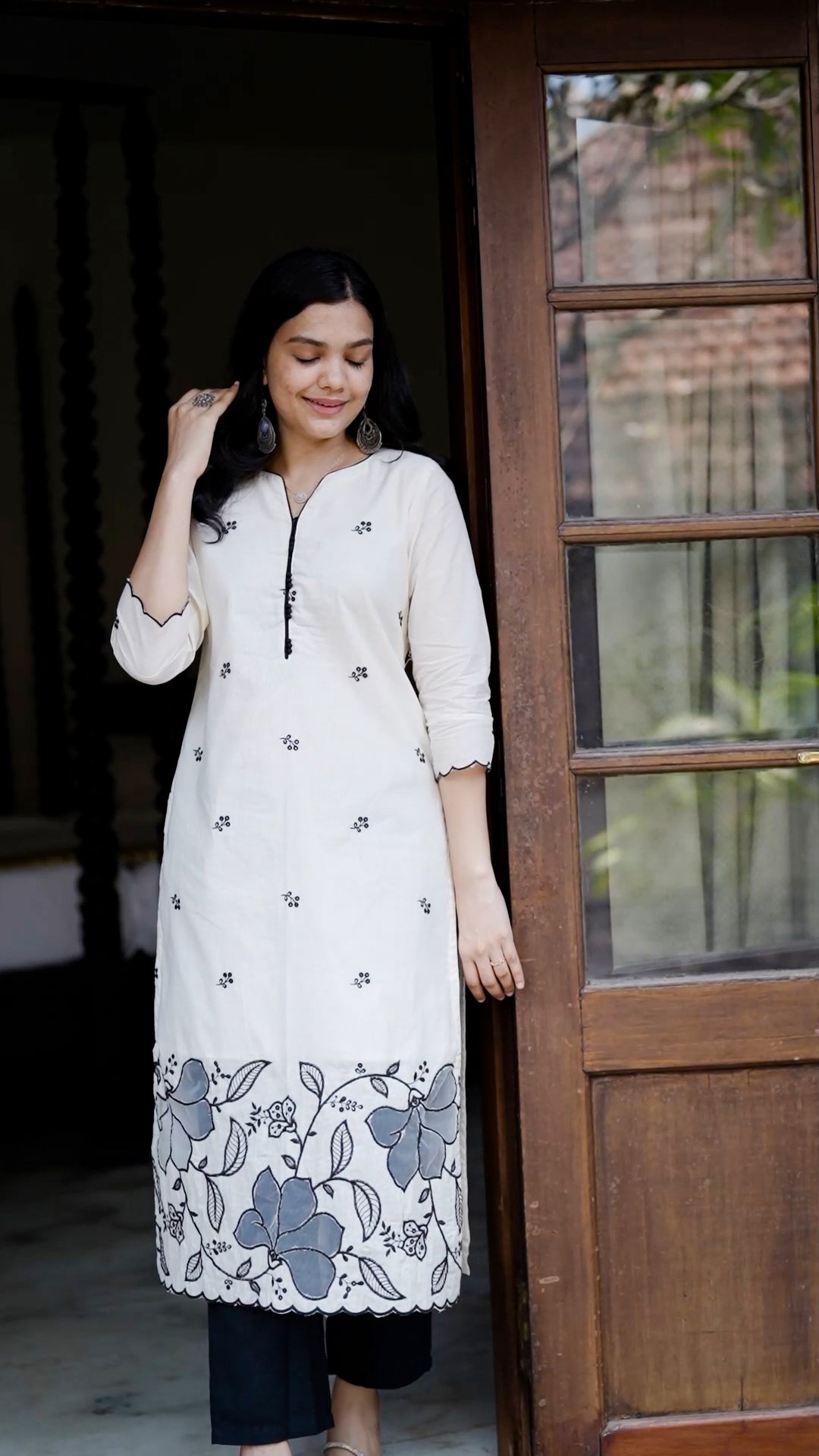 Elegant White Floral Embroidered Palazzo