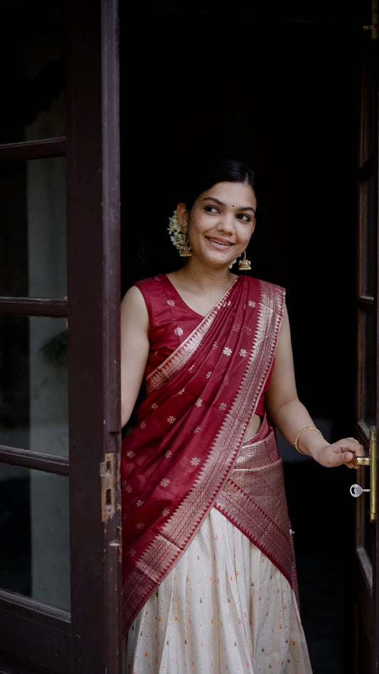 Dhavani Sets [DH03]