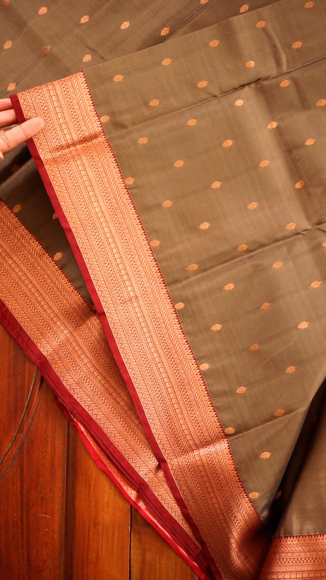 Elegant Silk Saree [SOA47]