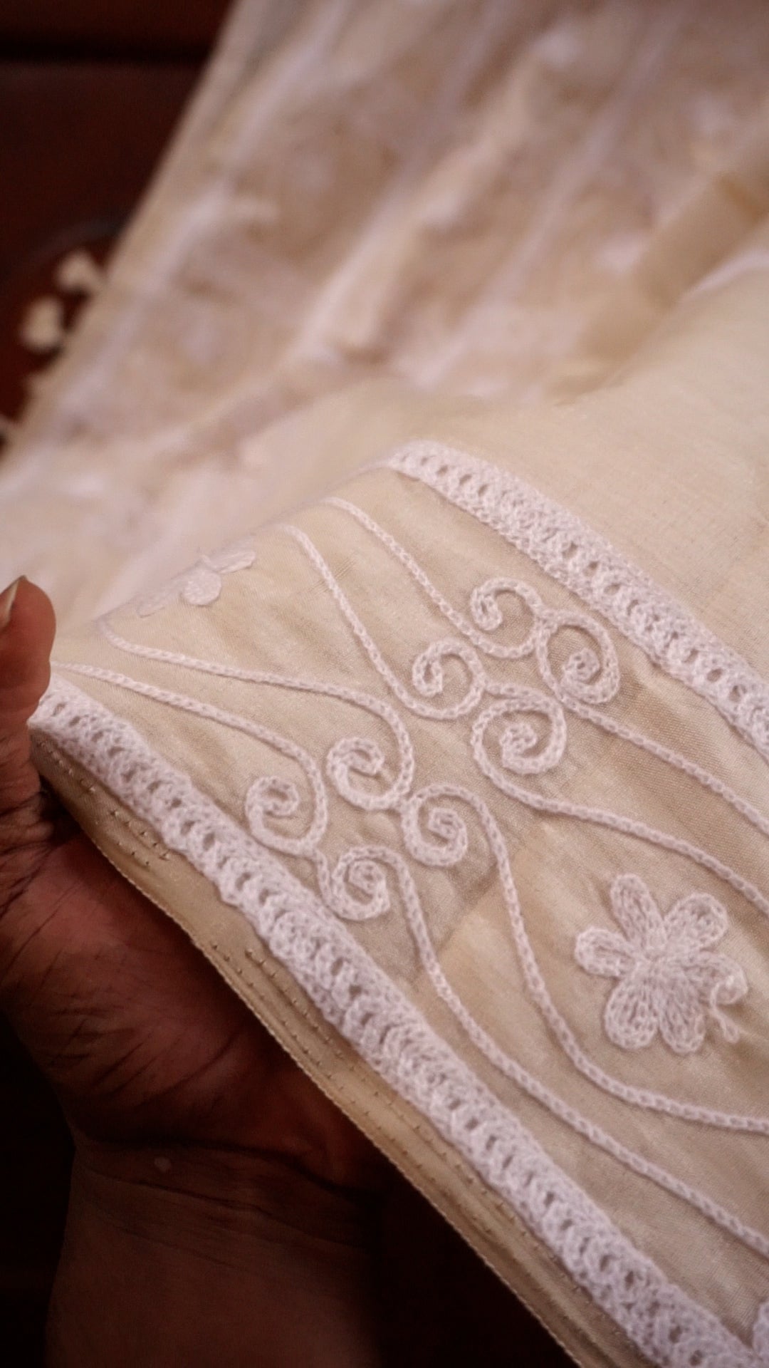 Elegant Embroidered Tissue Saree REE9