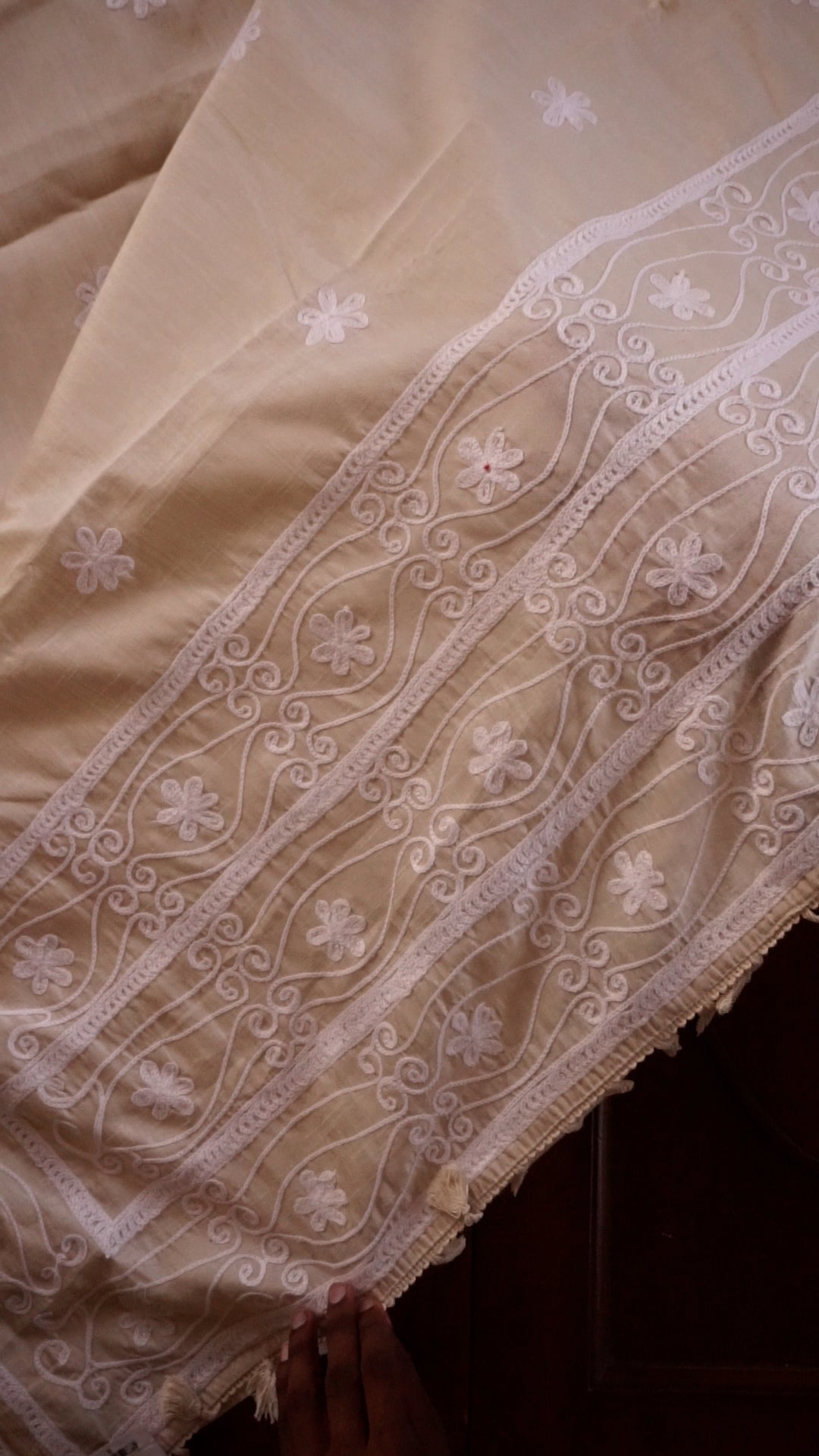 Elegant Embroidered Tissue Saree REE9