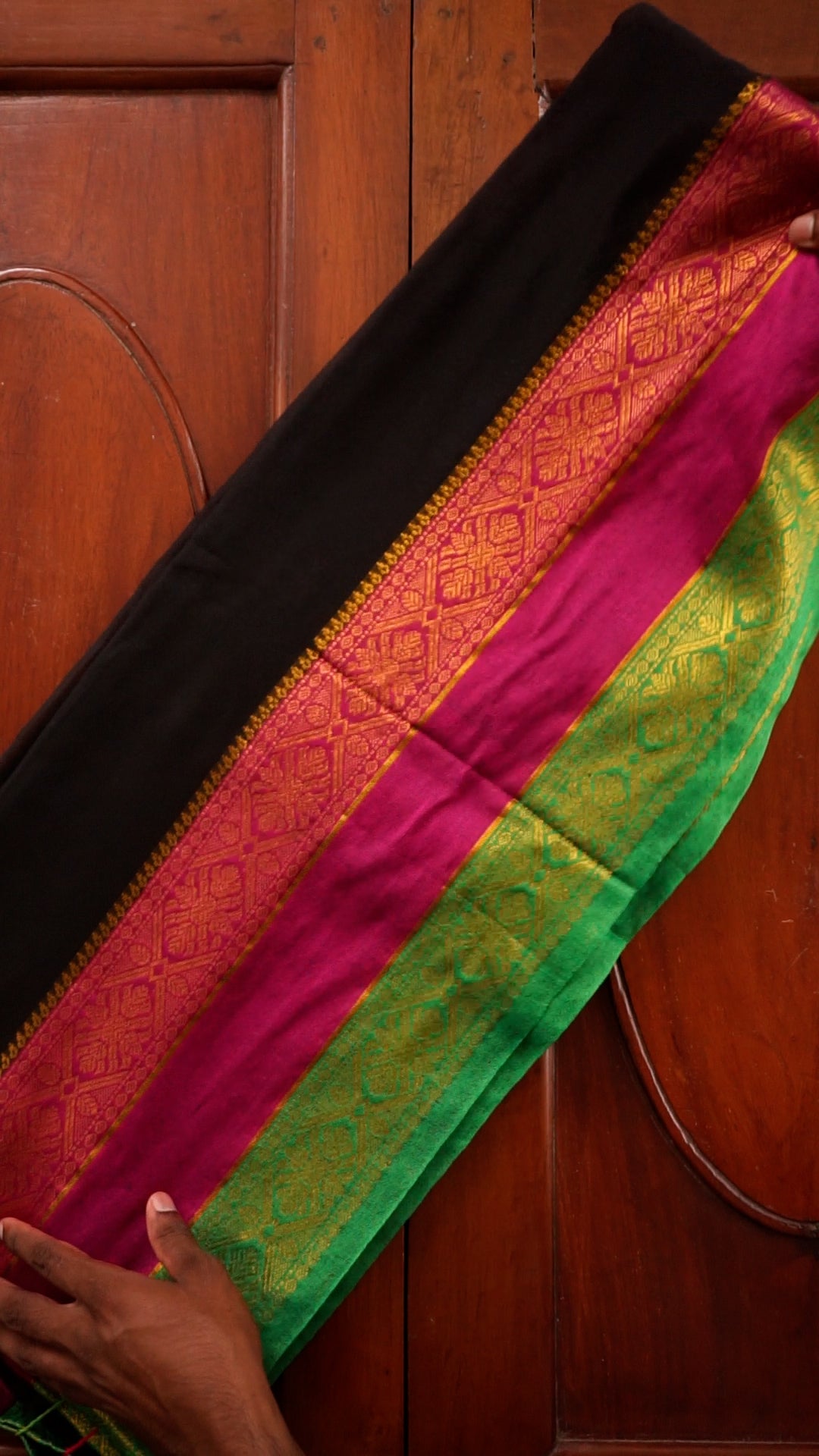 Elegant Mul Cotton Saree [MC001]