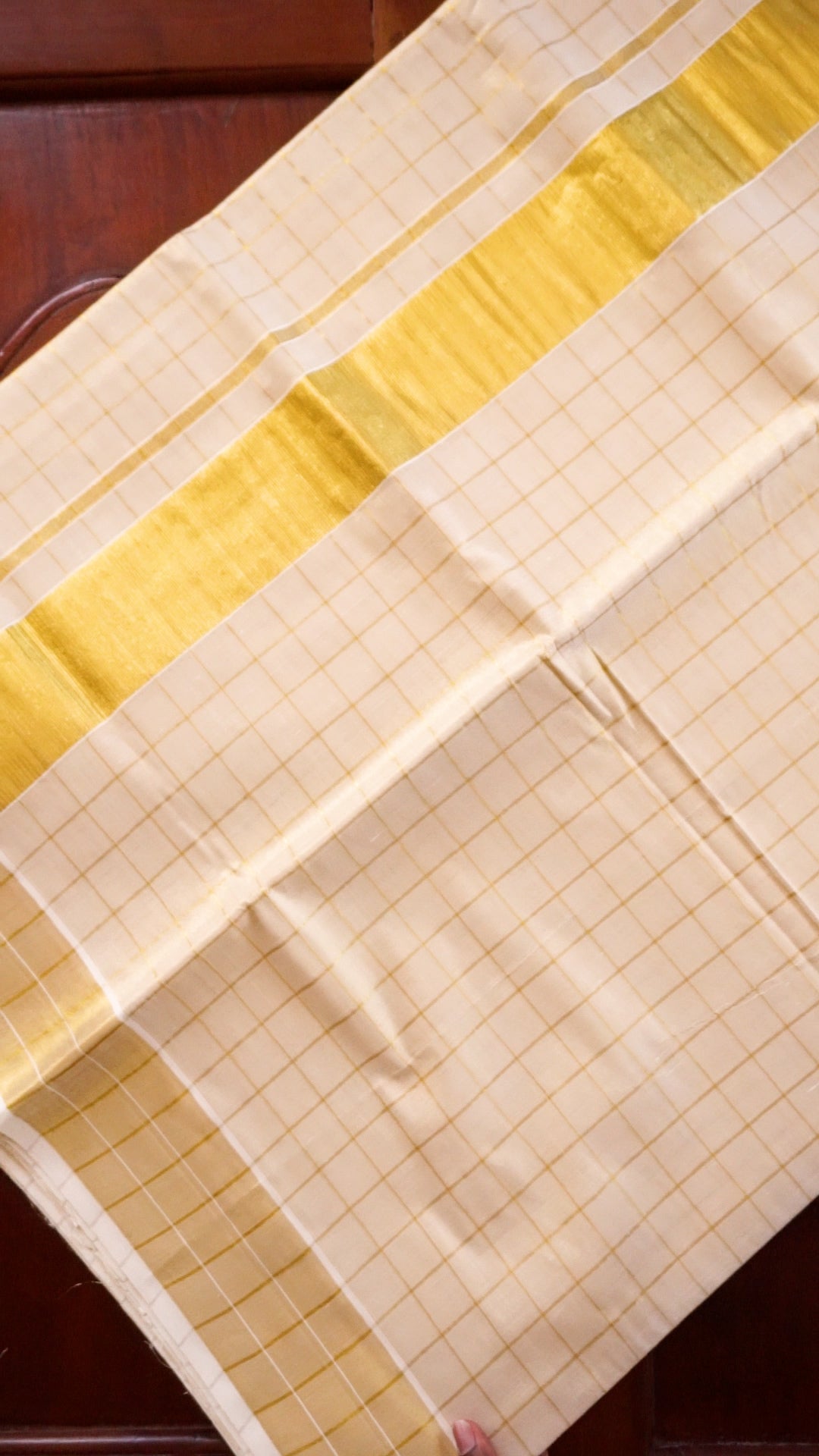 Kerala Kasavu Sare [GUD254]