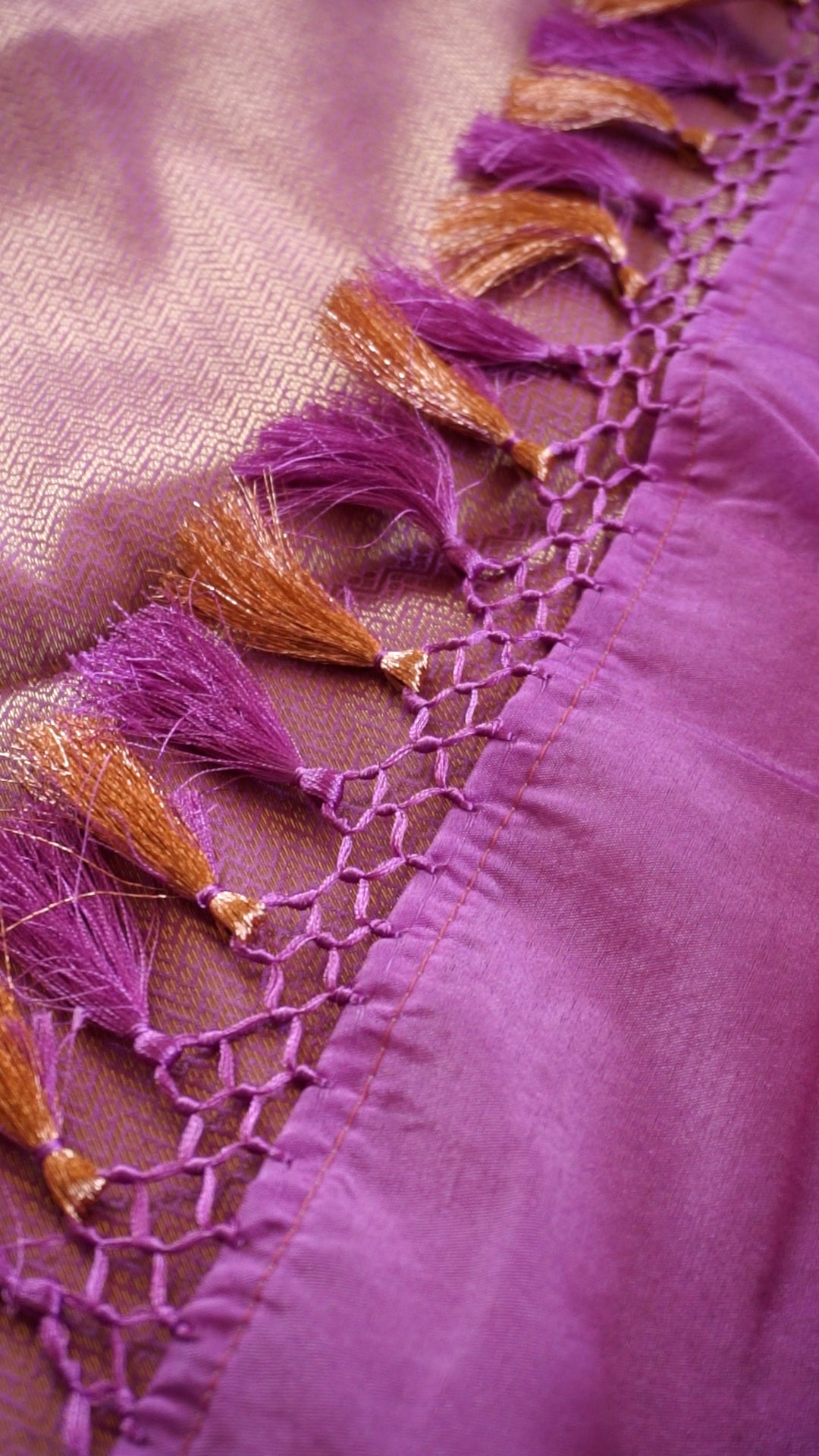 Elegant Lavender Soft Silk Saree with Zari Work [AV18]