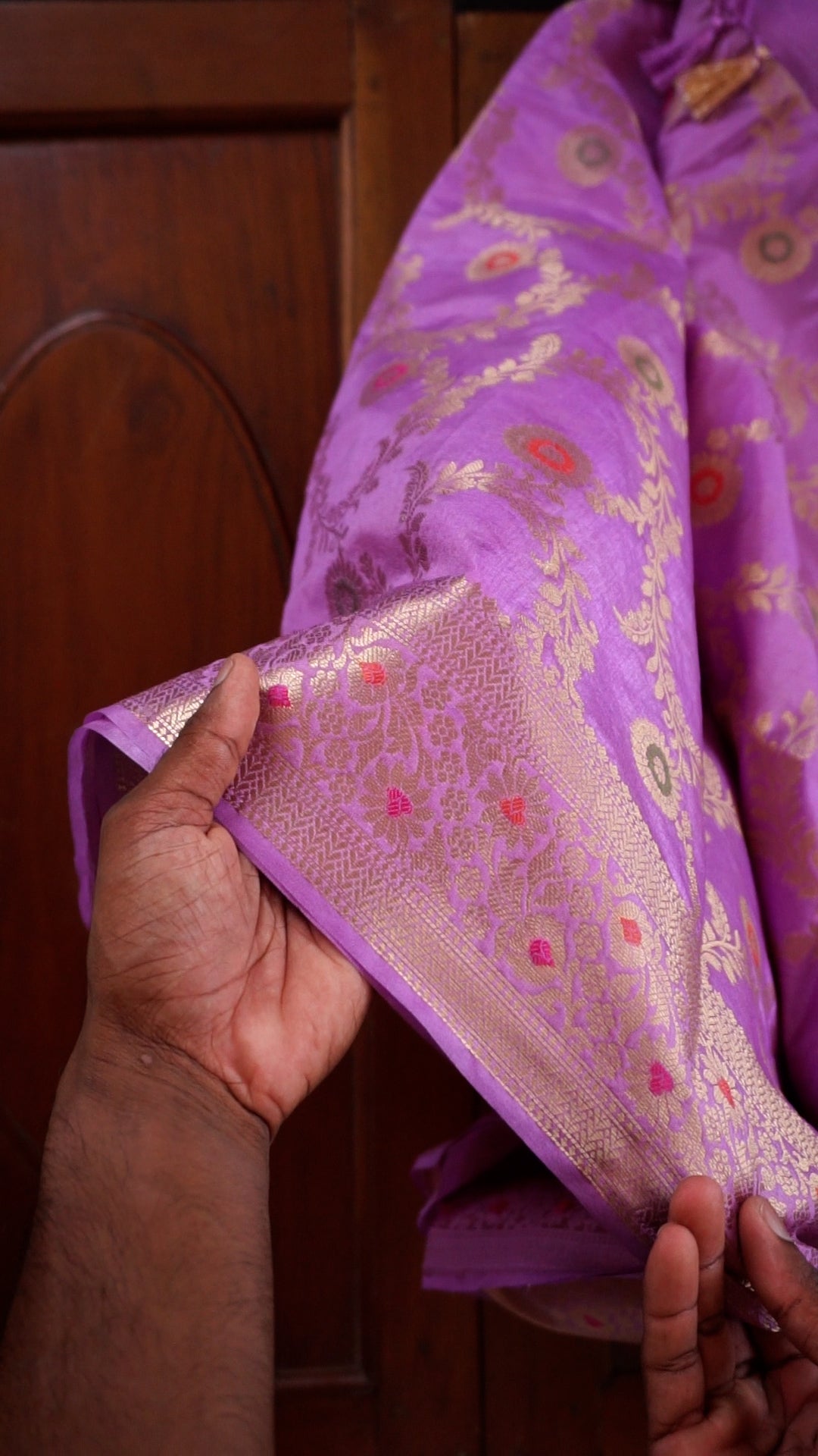 Elegant Lavender Soft Silk Saree with Zari Work [AV18]