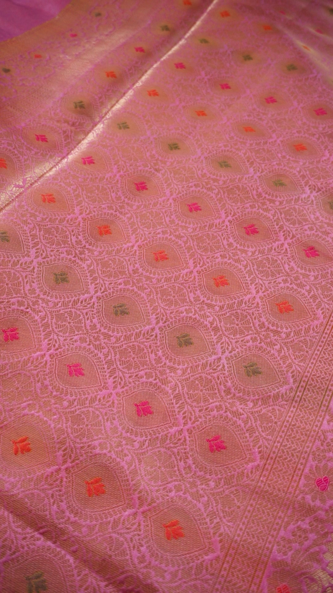 Elegant Pink Soft Silk Saree with Zari Work [AV15]