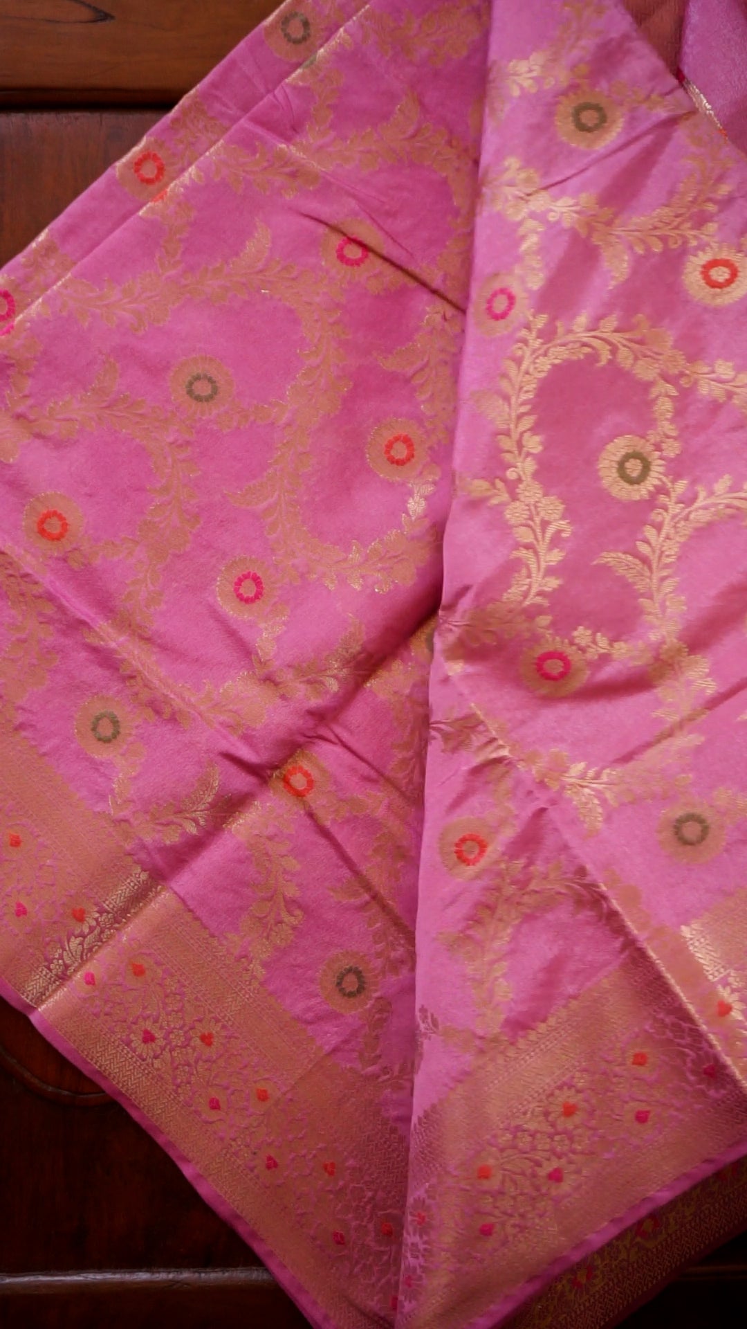 Elegant Pink Soft Silk Saree with Zari Work [AV15]