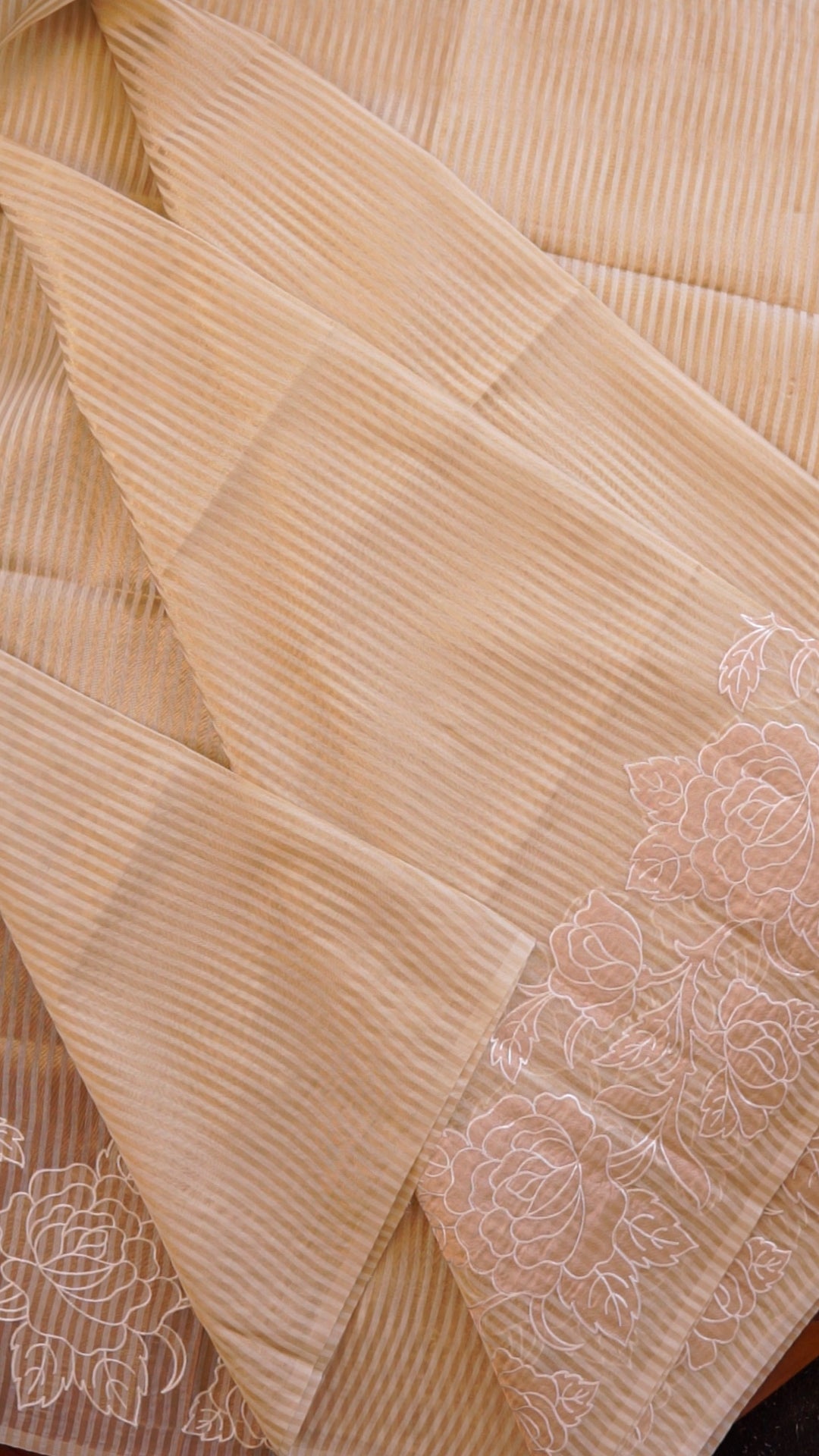 Soft Striped Floral Saree [B04]