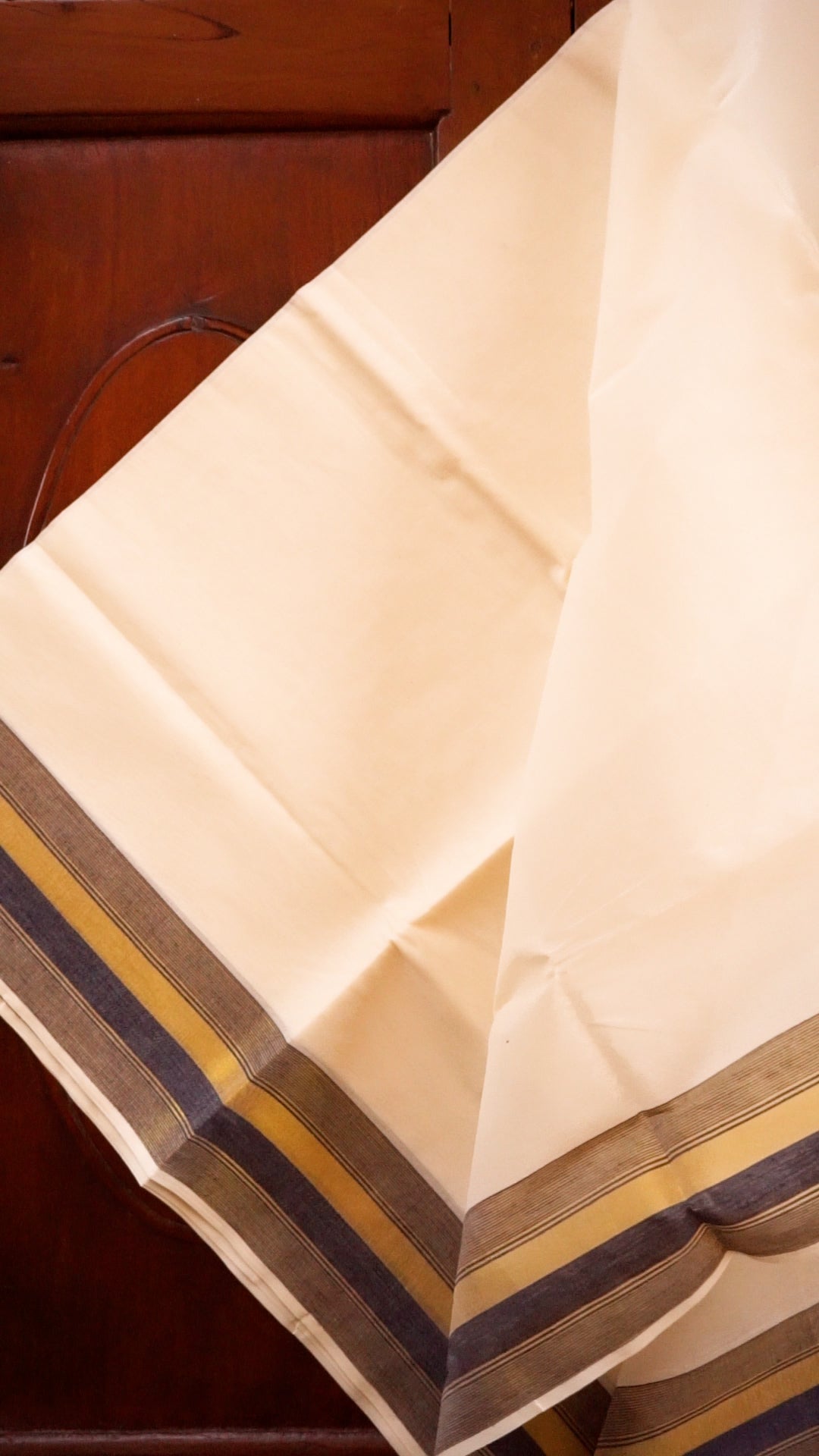 Elegant Kerala Kasavu Saree  [GUD248]