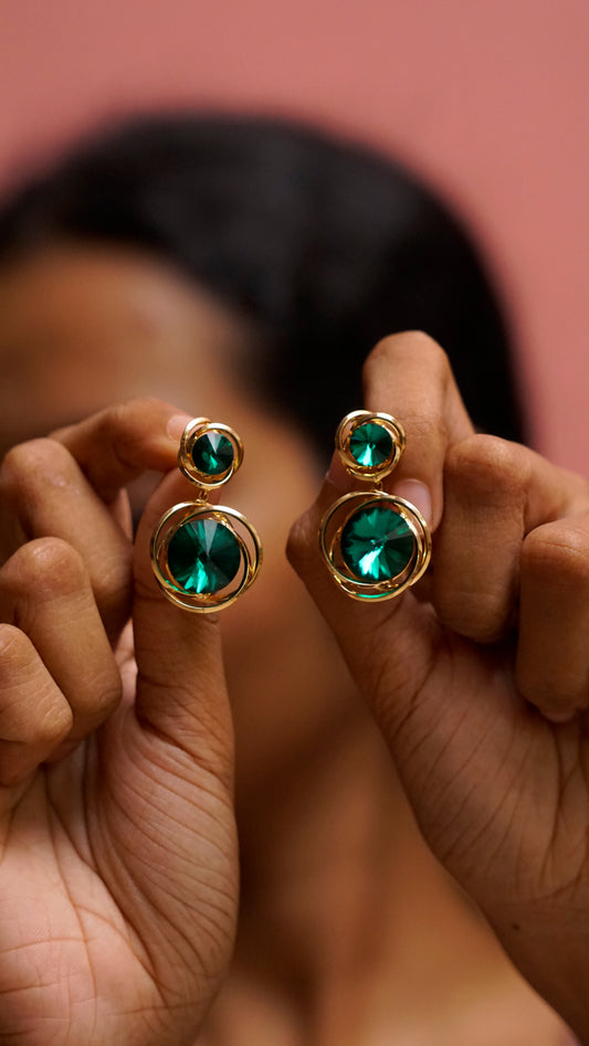 Emerald Green Crystal Drop Earrings [J99]