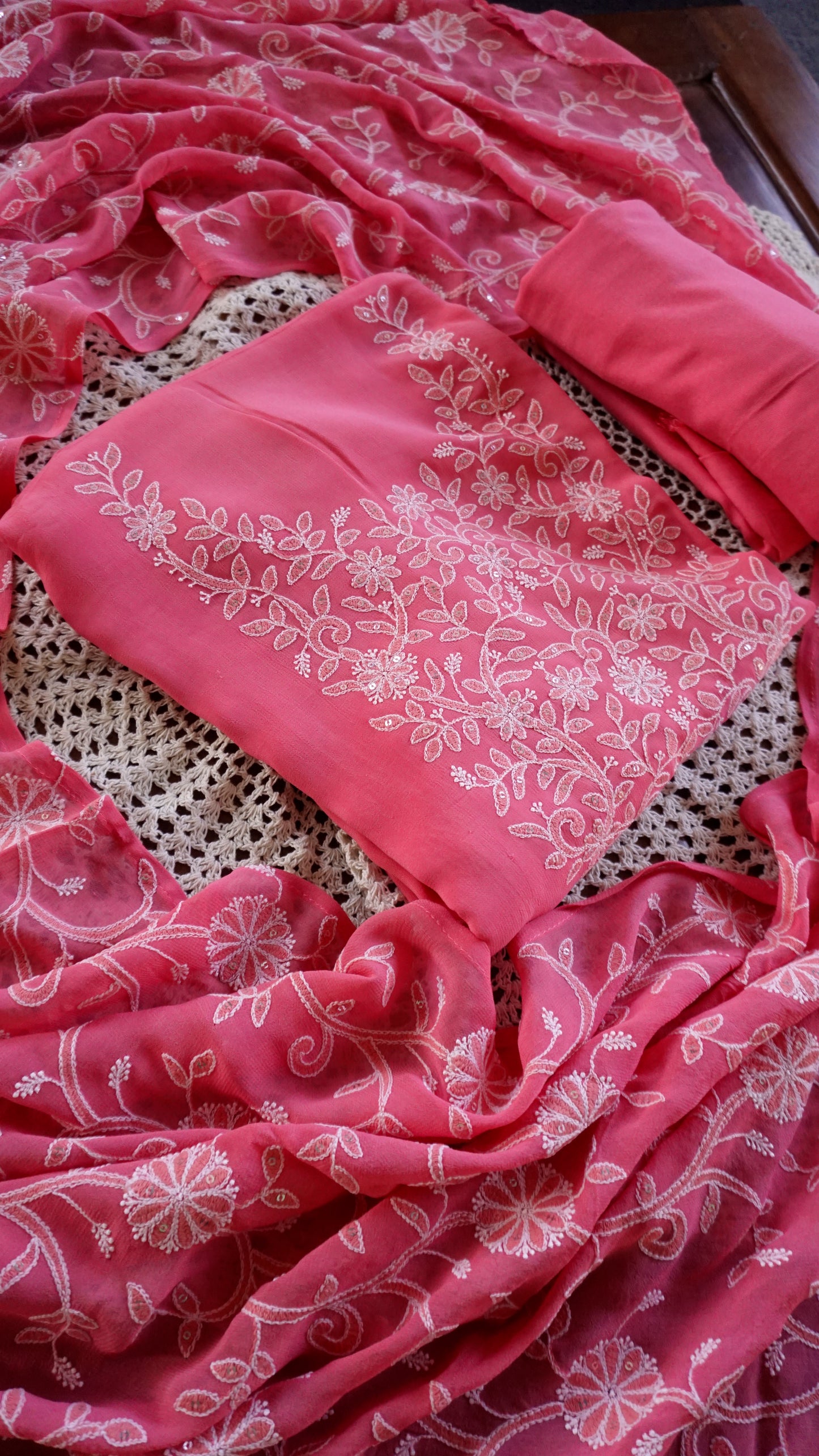 Elegant Pink Georgette Unstitched Salwar Suit [GUD221]