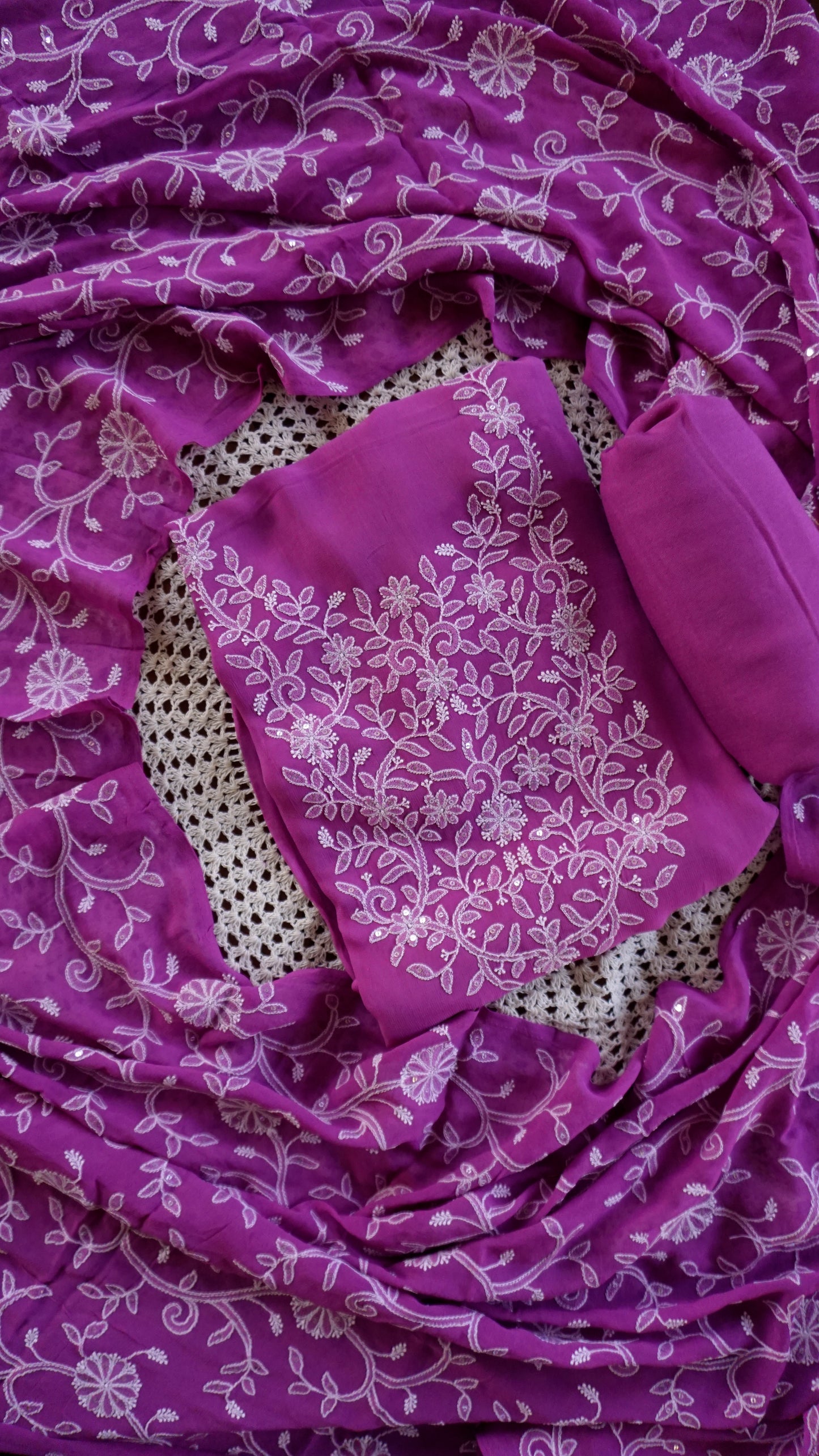 Elegant Magenta Georgette Unstitched Salwar Suit [GUD220]