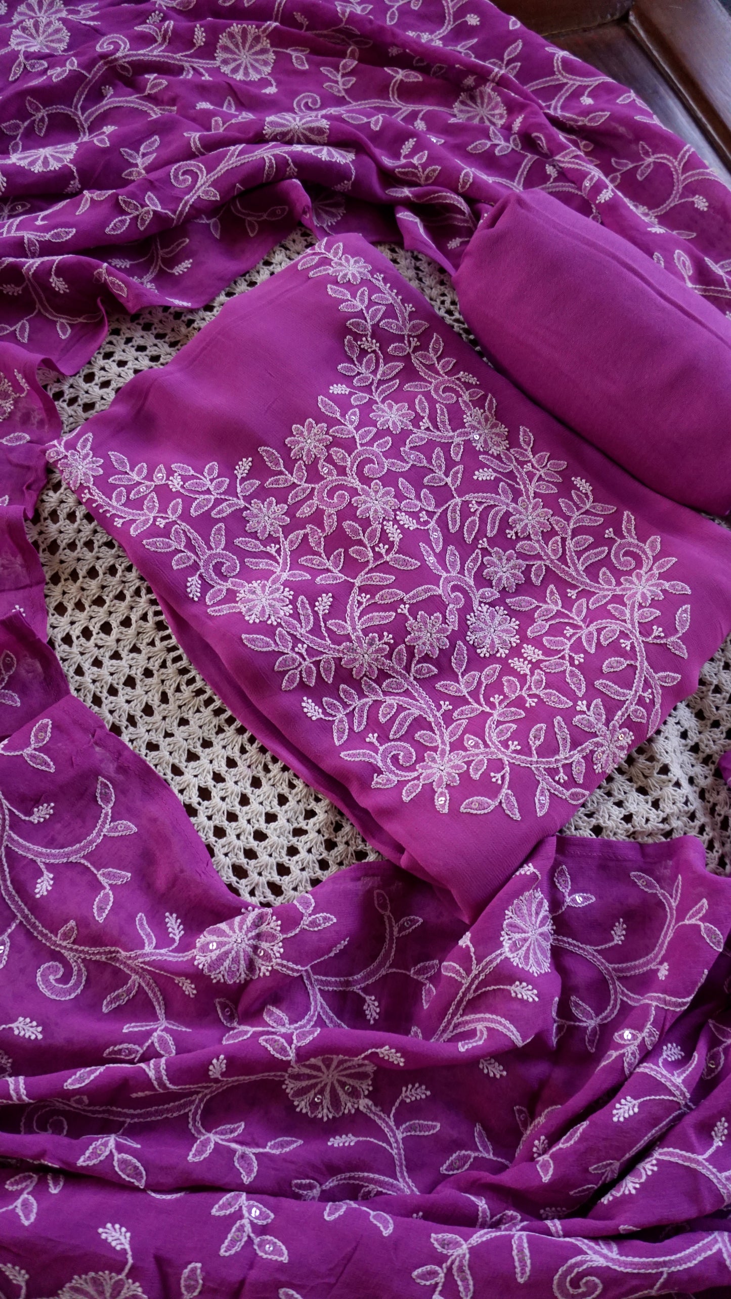 Elegant Magenta Georgette Unstitched Salwar Suit [GUD220]