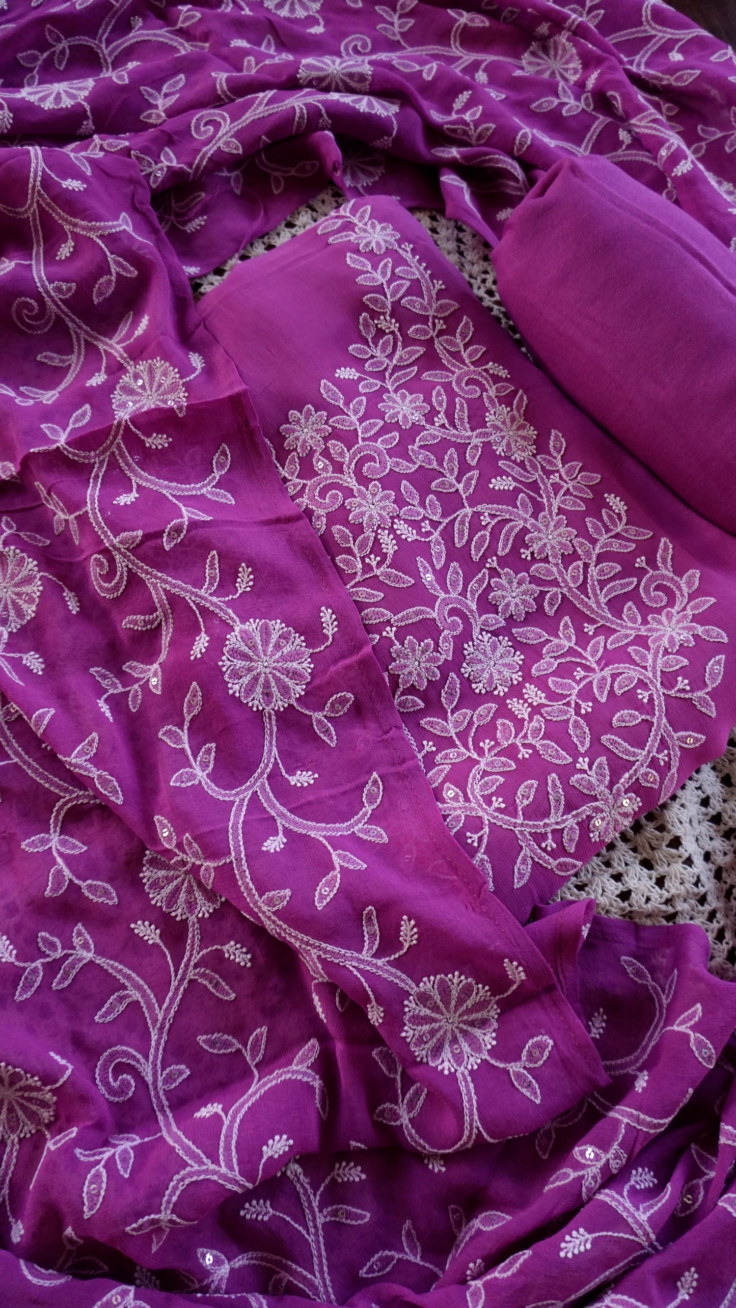 Elegant Magenta Georgette Unstitched Salwar Suit [GUD220]