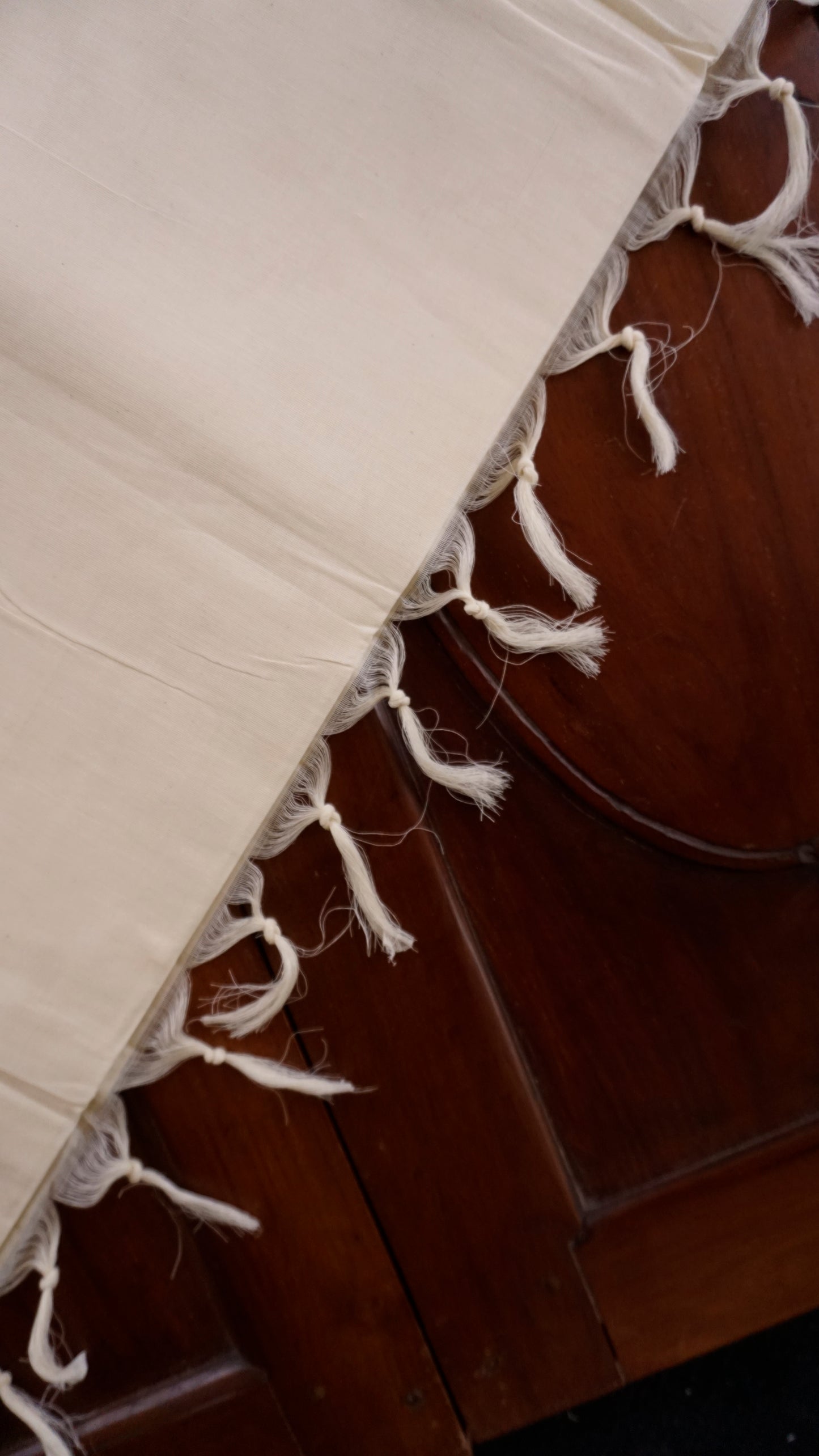 Classic White & Gold Traditional Saree [GUD247]