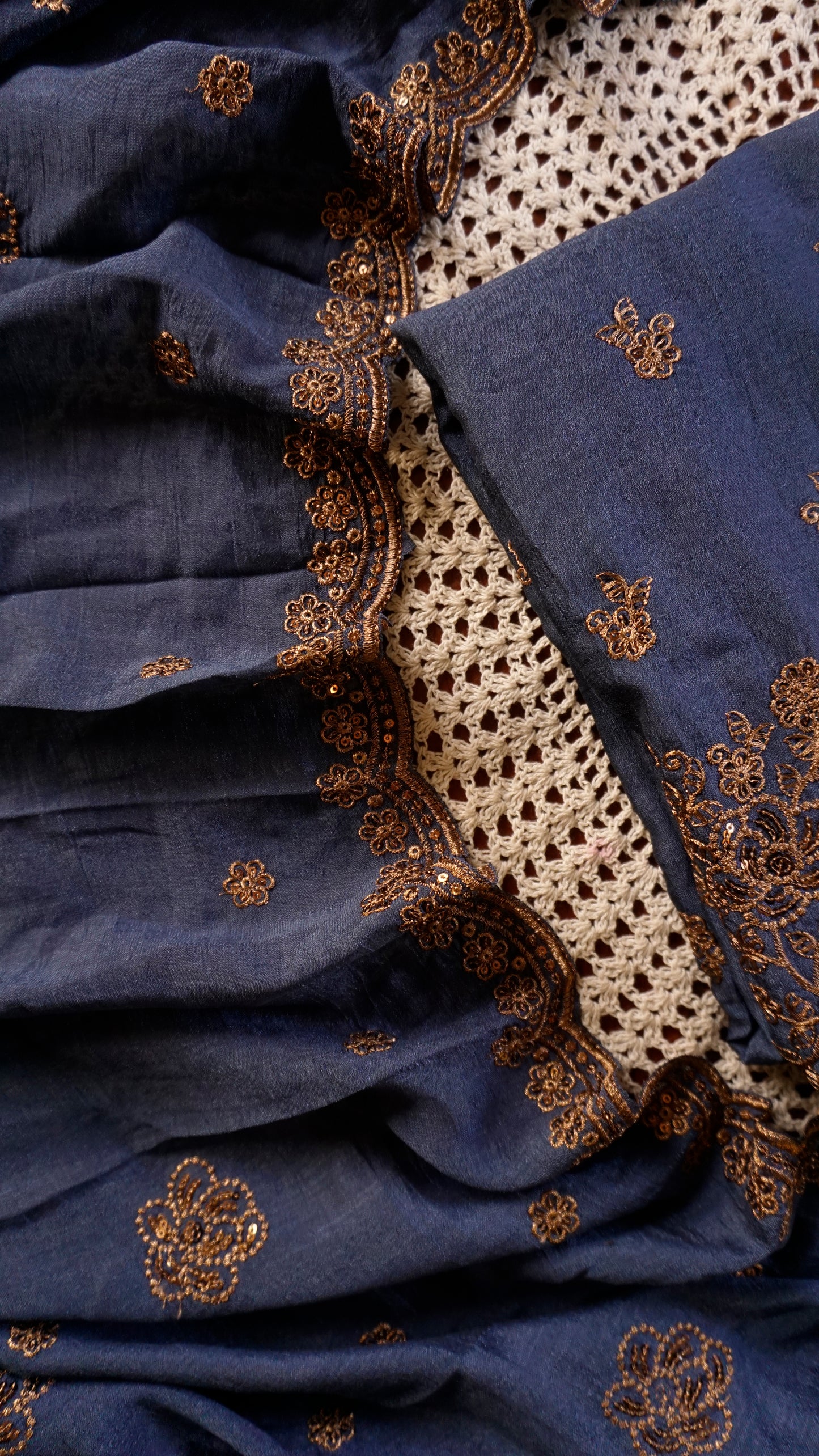 Elegant Vijithra Silk Unstitched Salwar Set [GUD373]