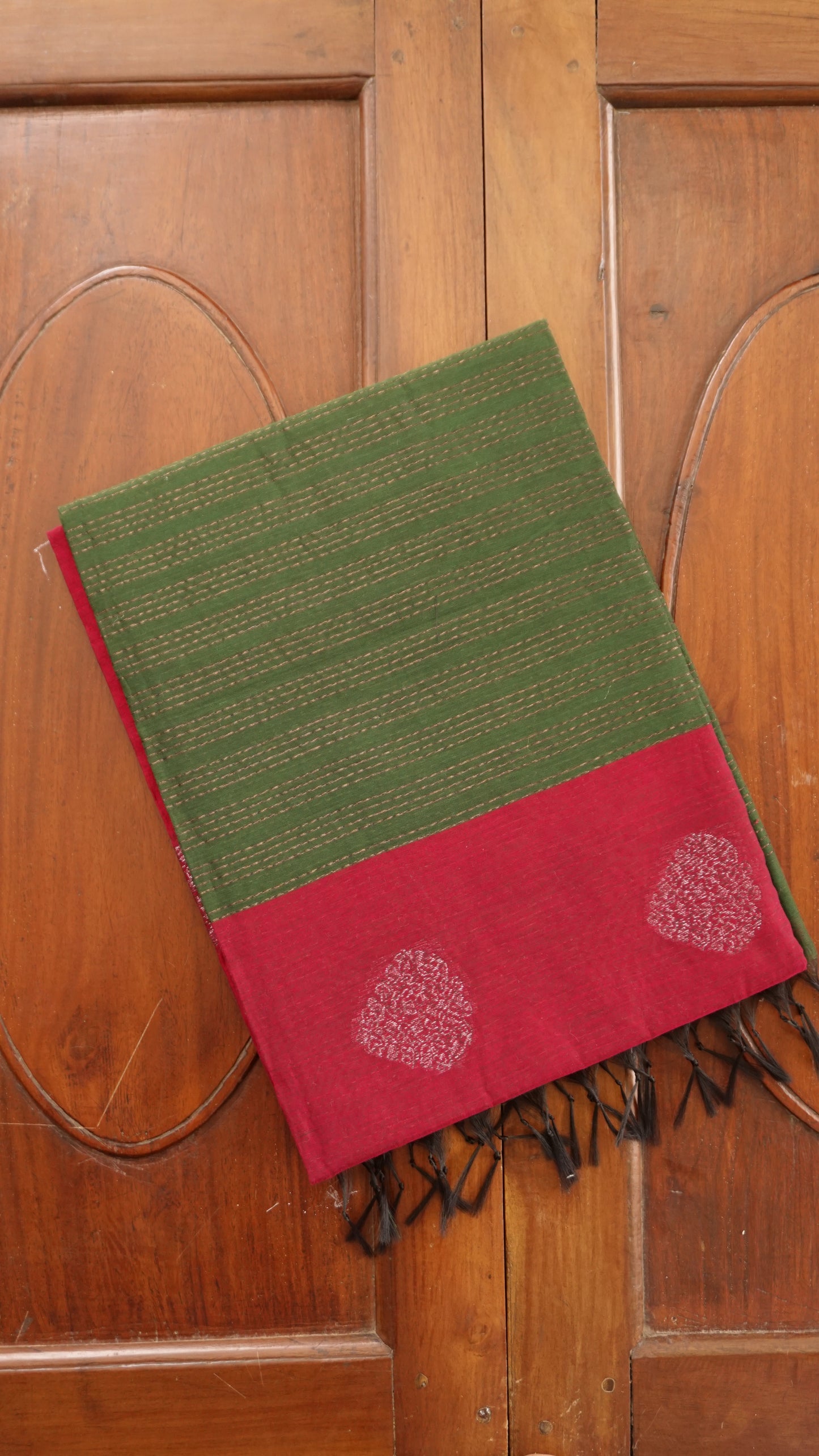 Elegant Cotton Handloom Saree [AA10]