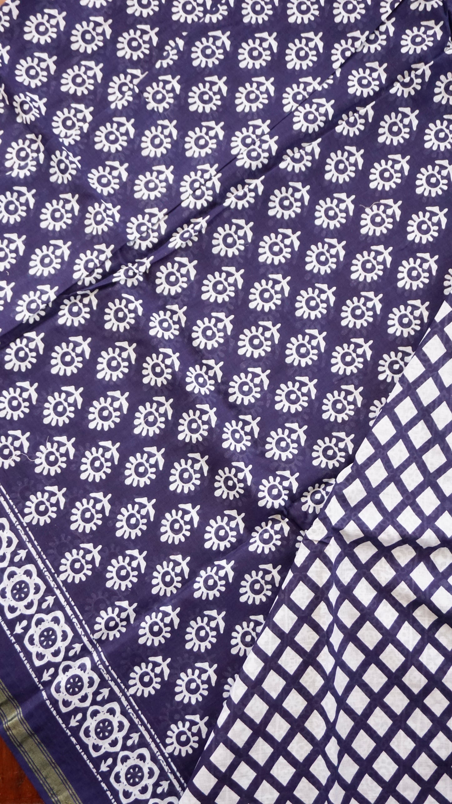 Elegant Mul Cotton Saree [MC27]