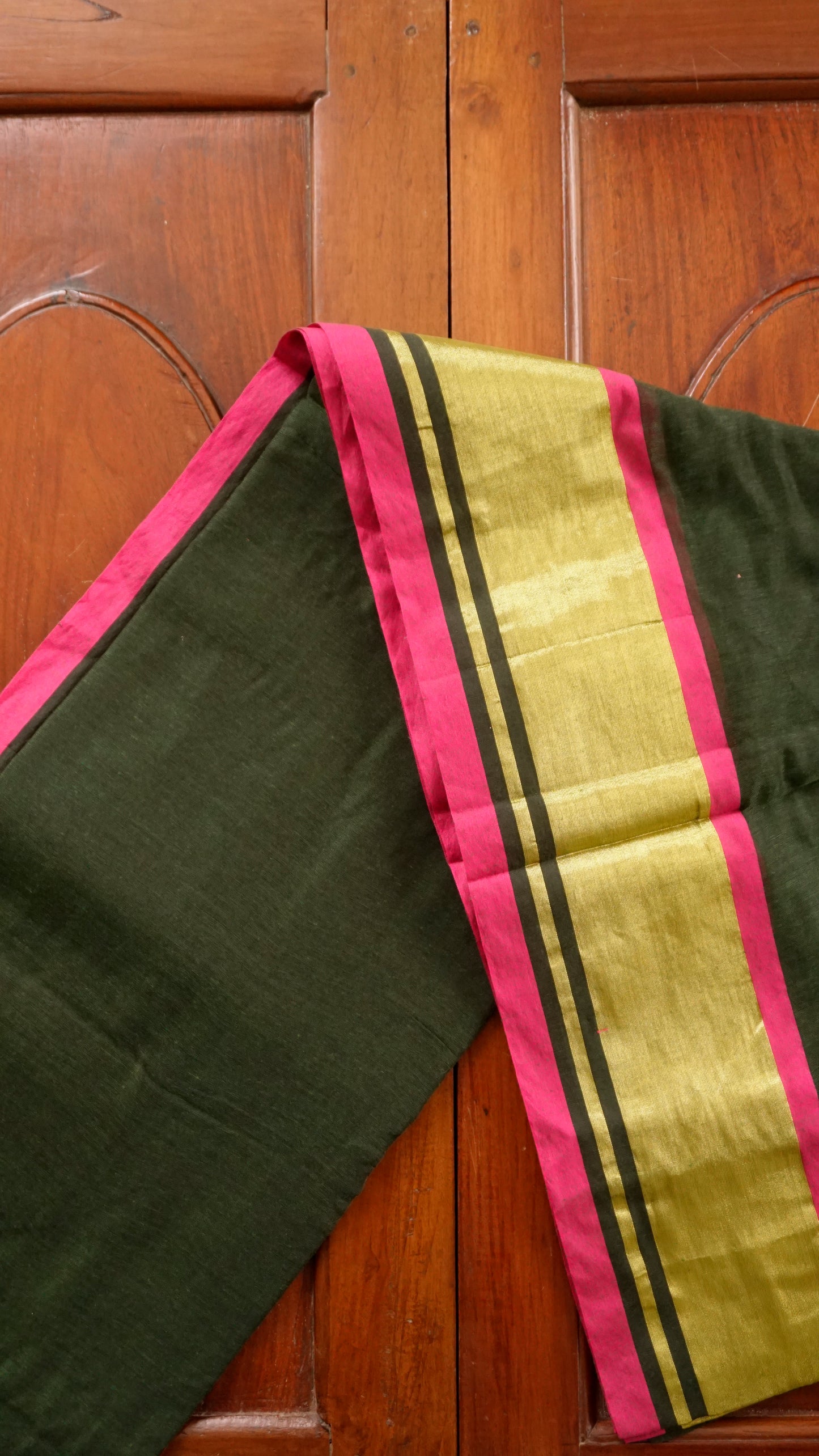 Elegant Mul Cotton Saree [MC23]