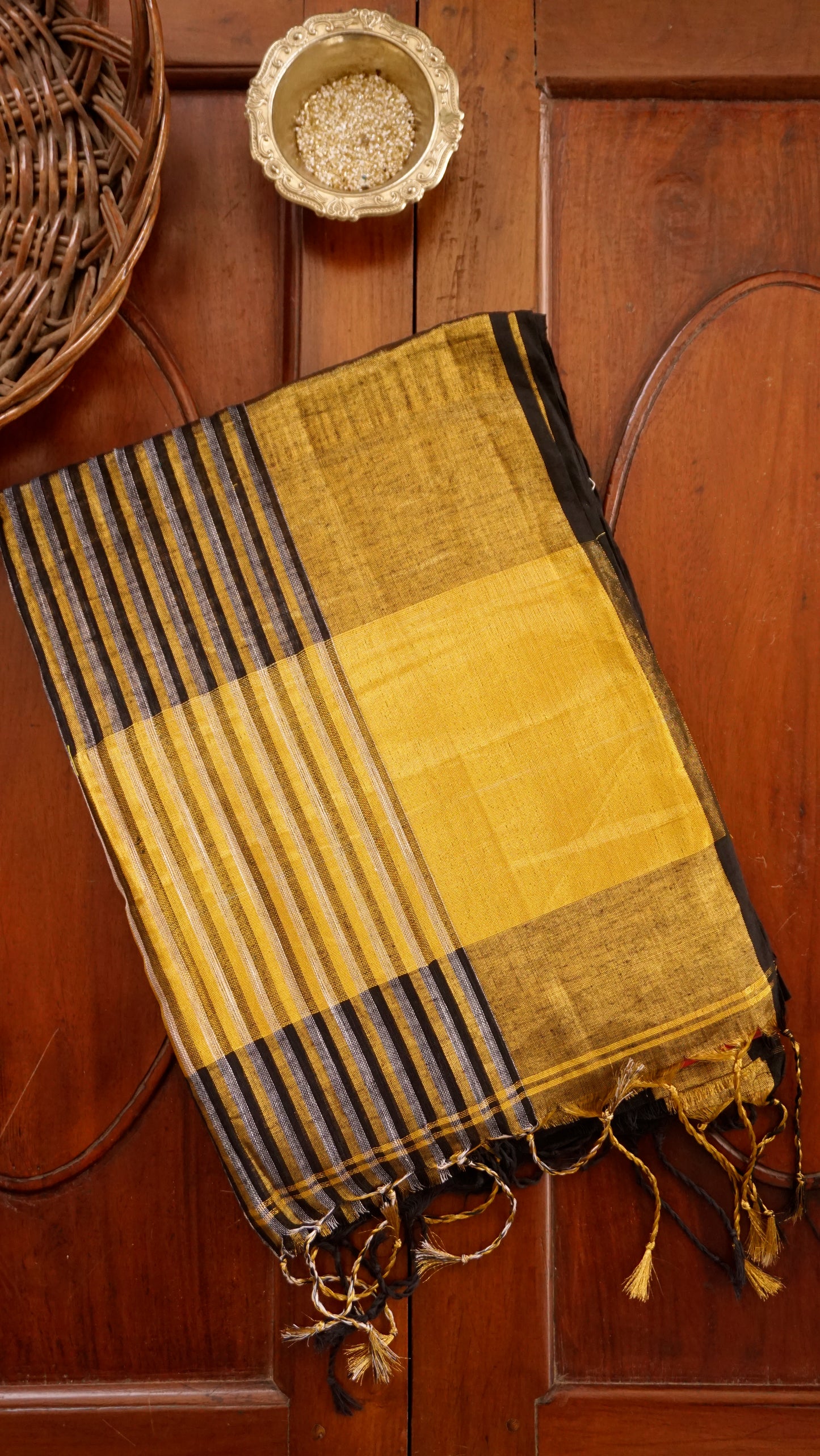 Elegant Mul Cotton Saree [MC31]
