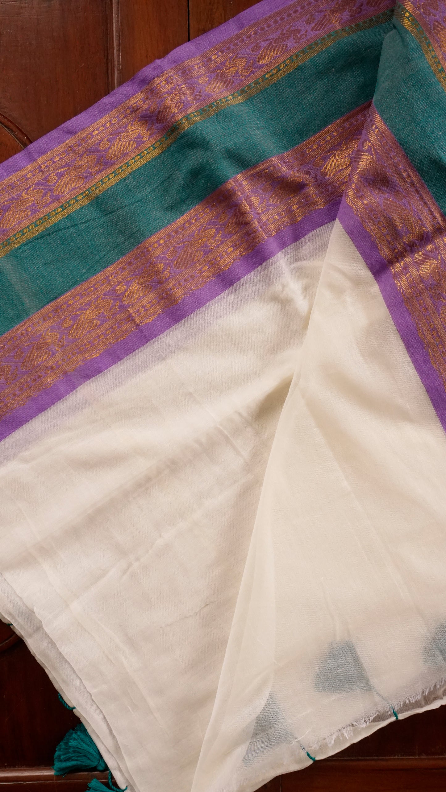 Elegant Mul Cotton Saree [MC44]