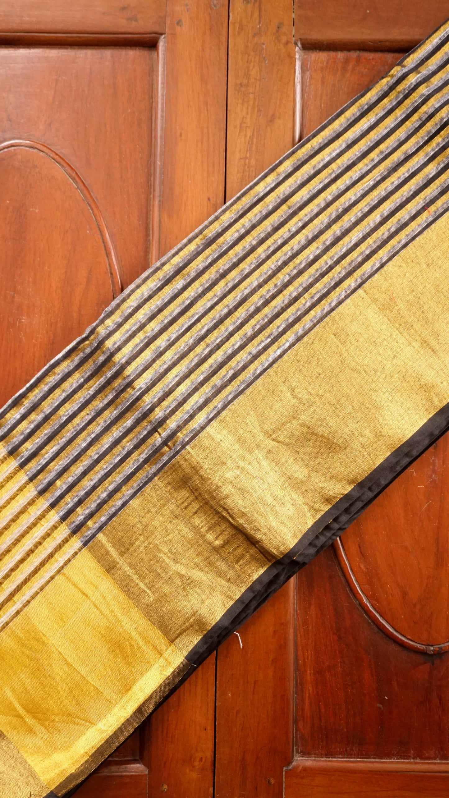 Elegant Mul Cotton Saree [MC31]