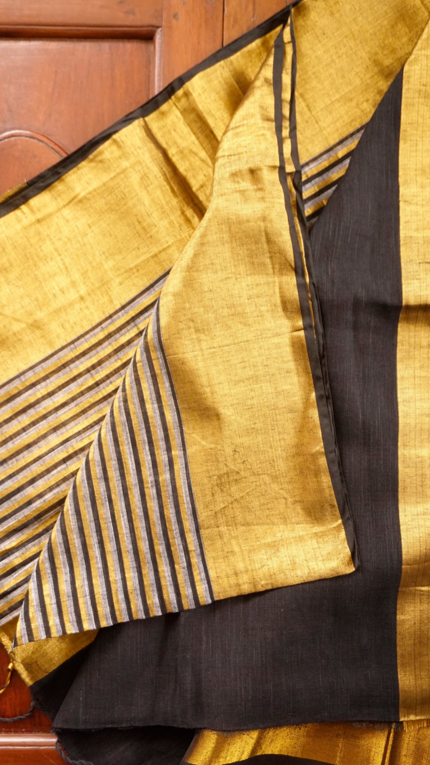 Elegant Mul Cotton Saree [MC31]