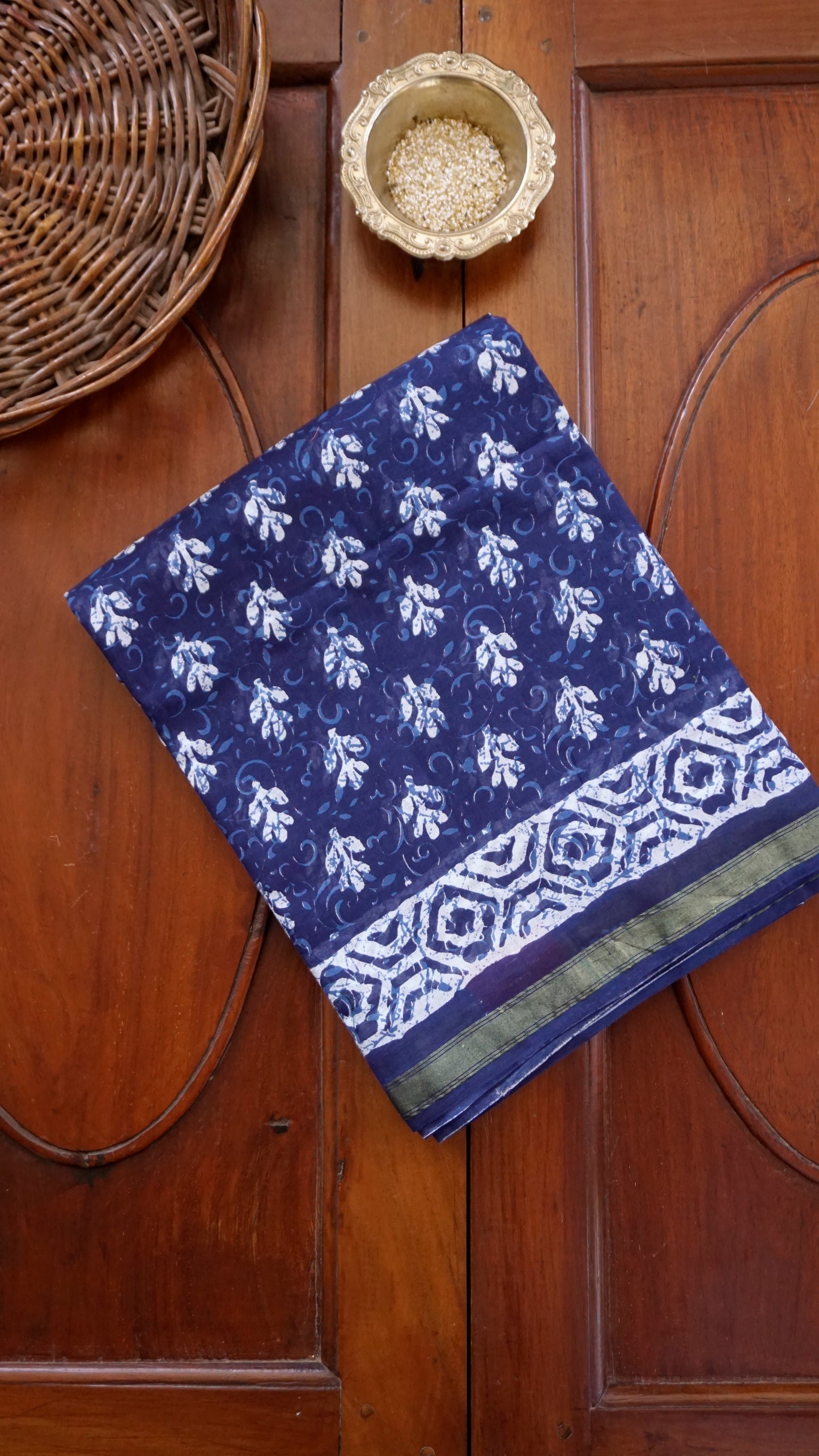 Elegant Mul Cotton Saree  [MC26]