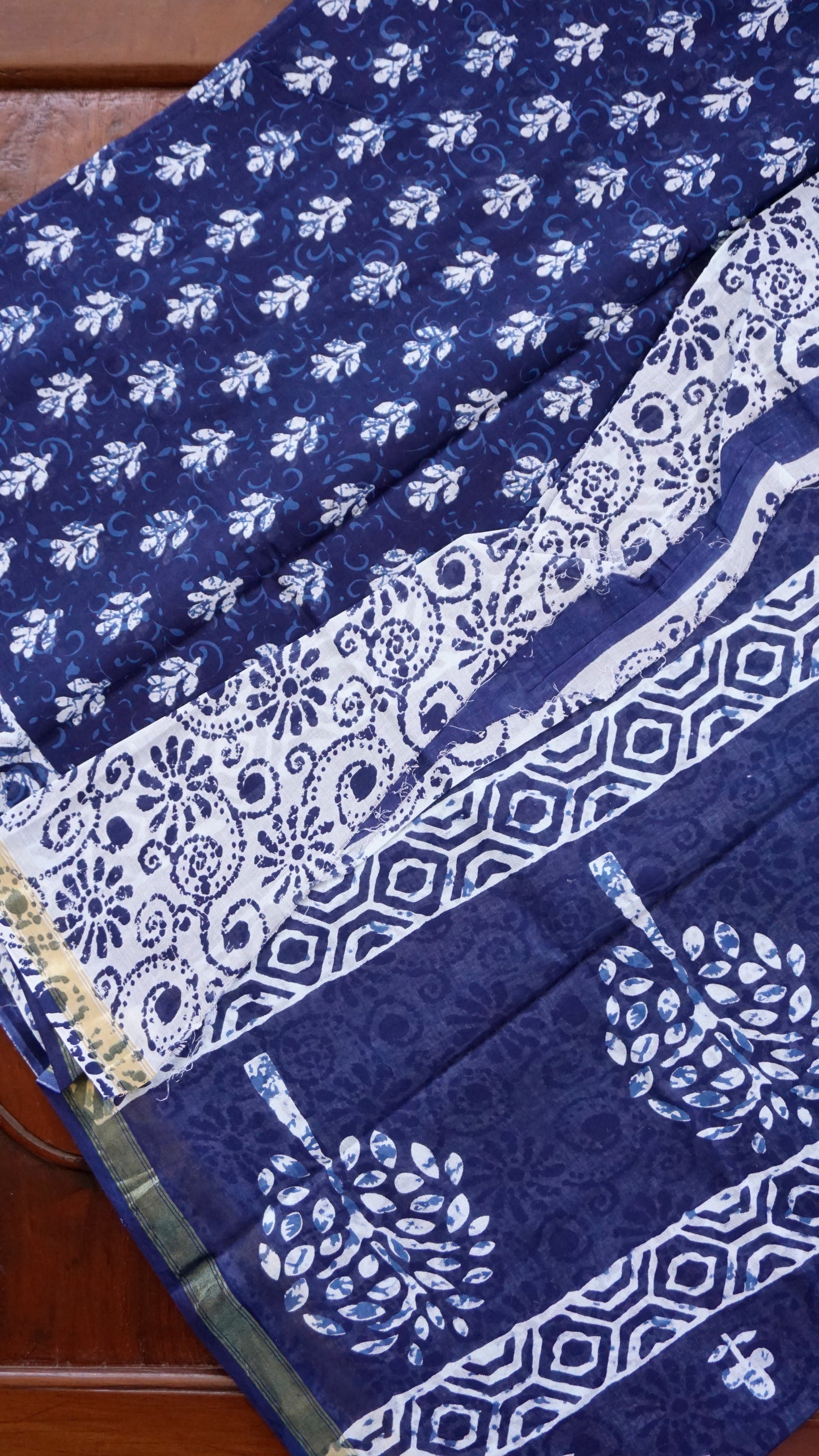 Elegant Mul Cotton Saree  [MC26]
