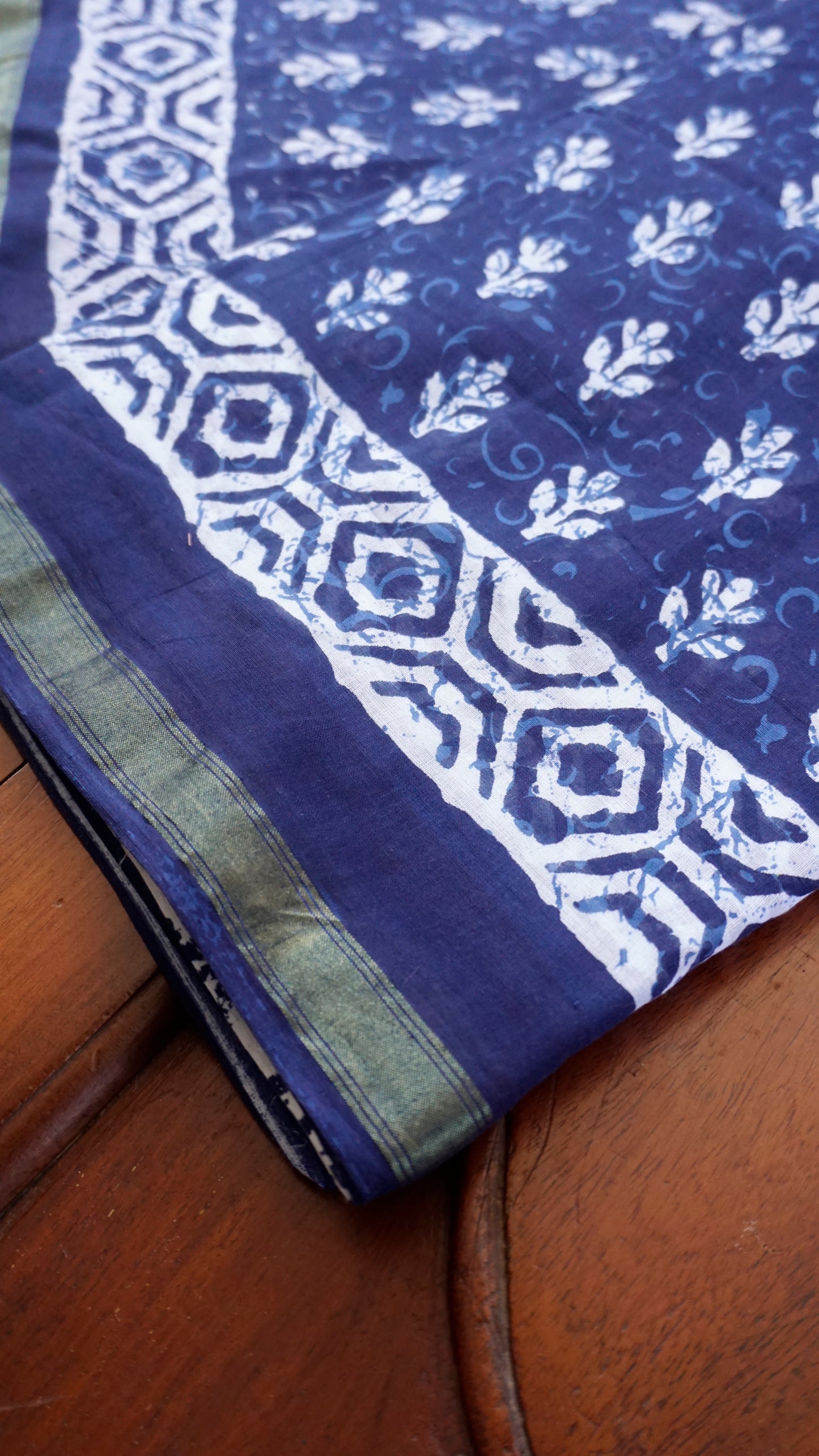 Elegant Mul Cotton Saree  [MC26]