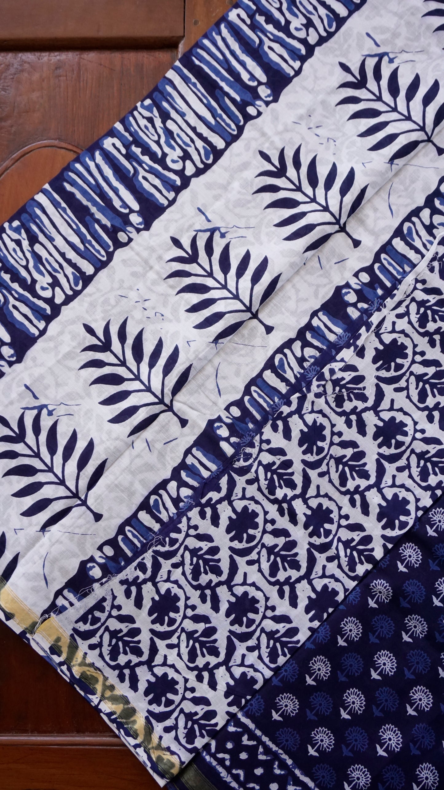 Elegant Mul Cotton Saree  [MC26]