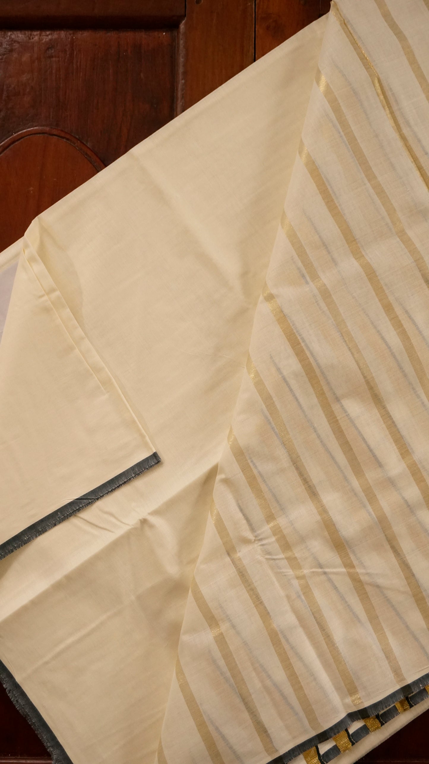 Handloom Striped Cotton Saree [MC70]