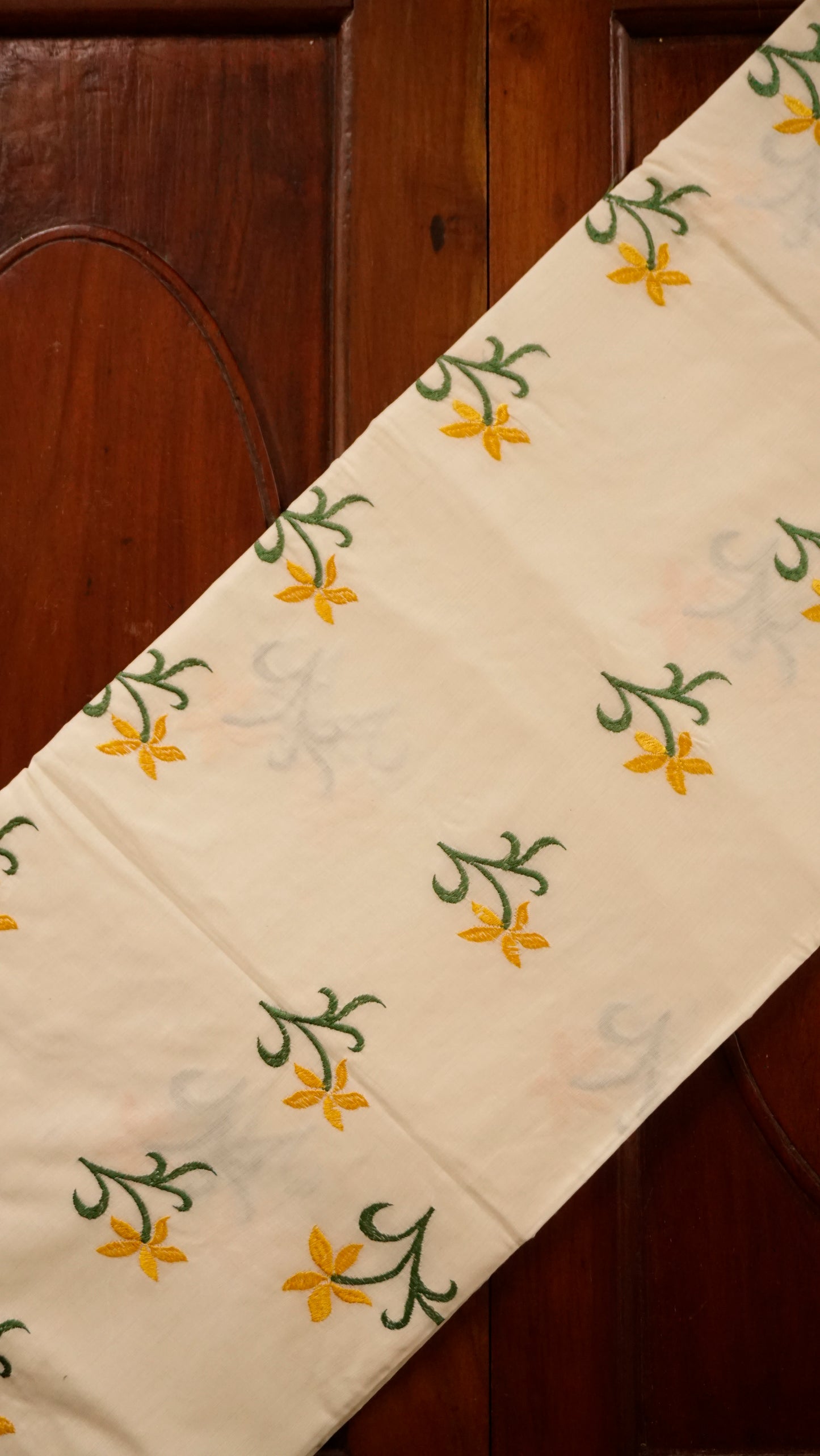 Elegant Kerala Kasavu Saree with Floral Embroidery [MC59]