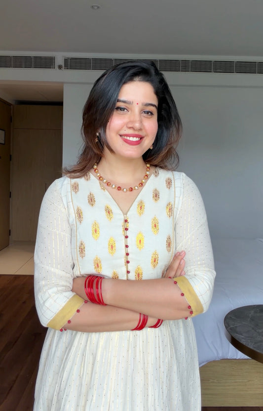 Premium Cotton Kurthi with Buttas & Kasavu Borders Lk2