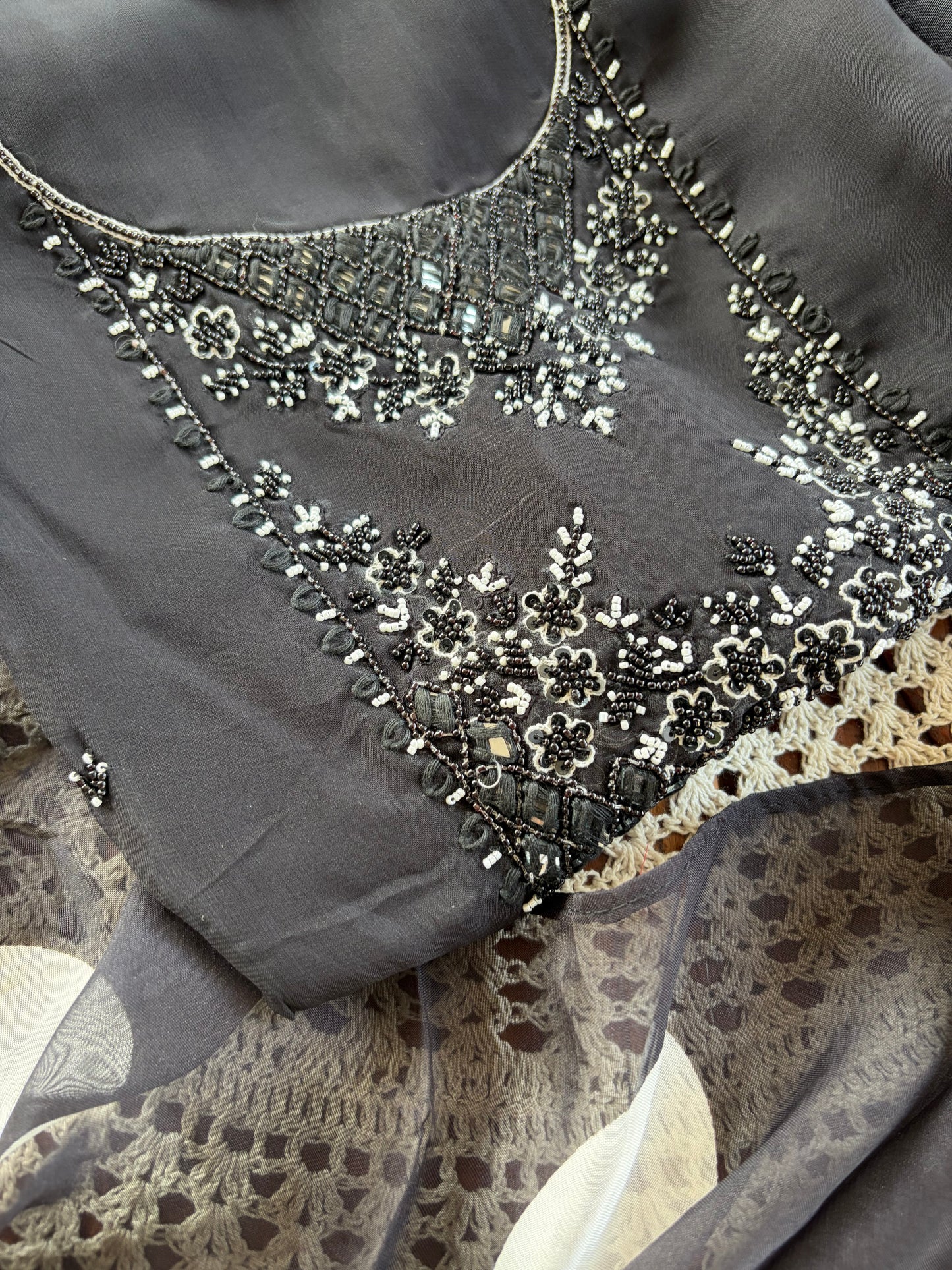 Premium Georgette Embroidered Unstitched Salwar Set [GUE100]