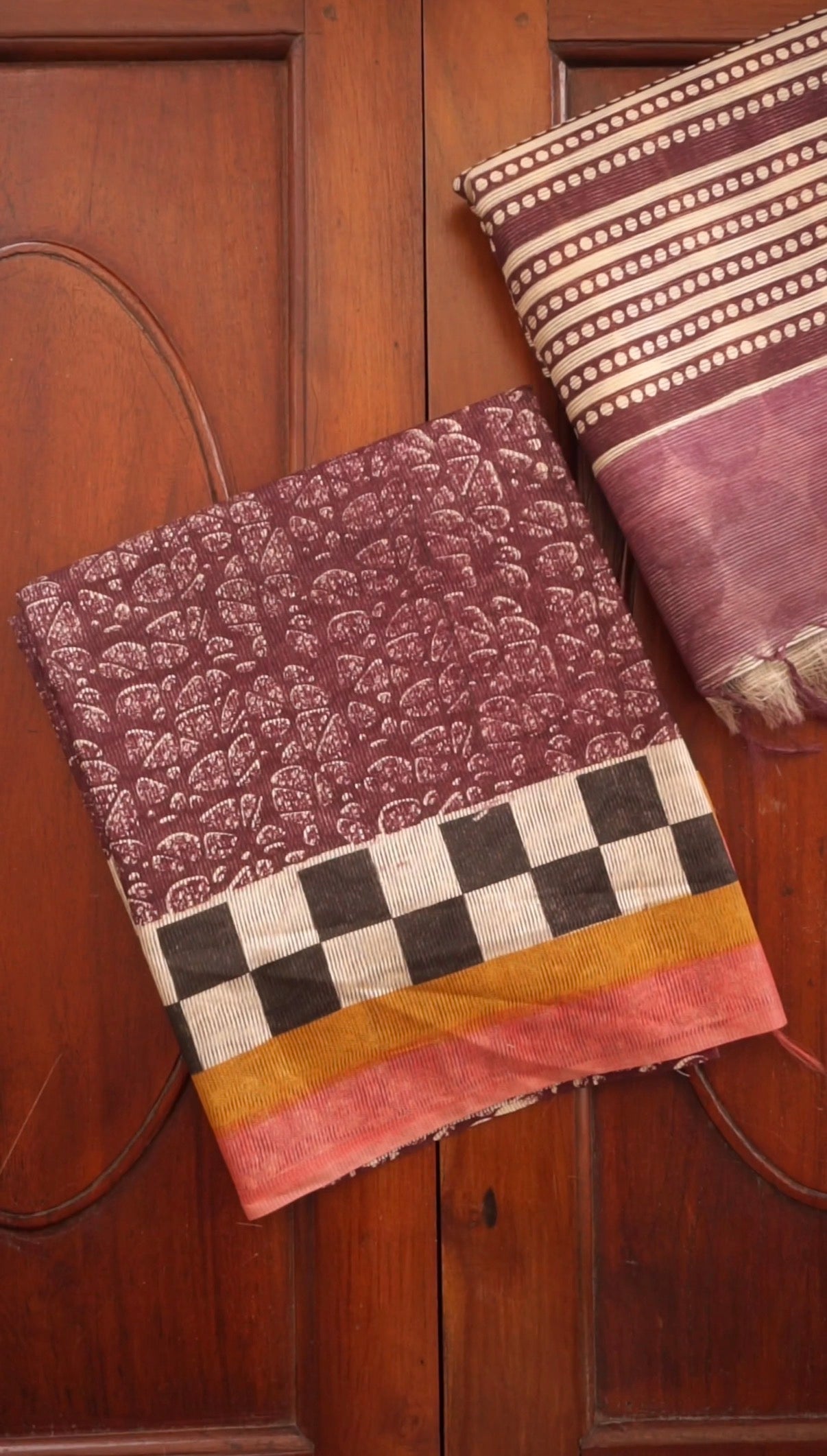 Elegant Cotton Saree – Everyday Grace with a Modern Twist [AM269]