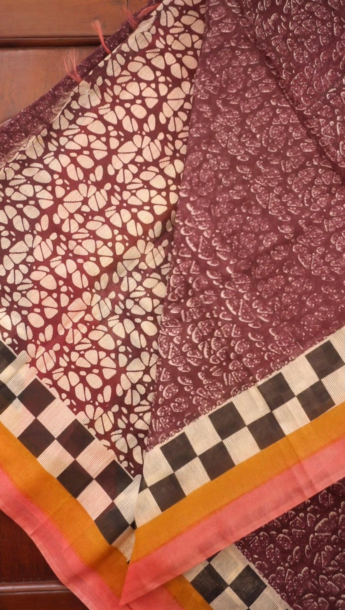 Elegant Cotton Saree – Everyday Grace with a Modern Twist [AM269]