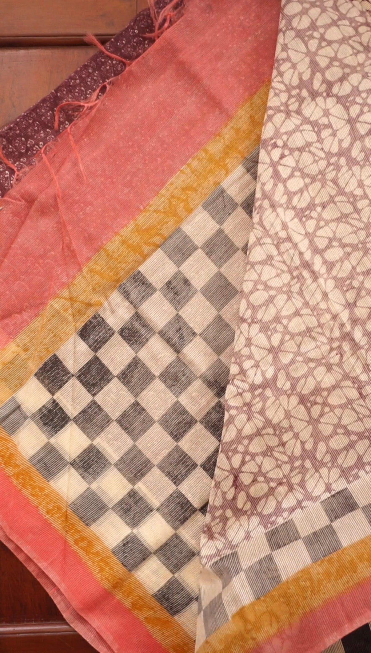 Elegant Cotton Saree – Everyday Grace with a Modern Twist [AM269]