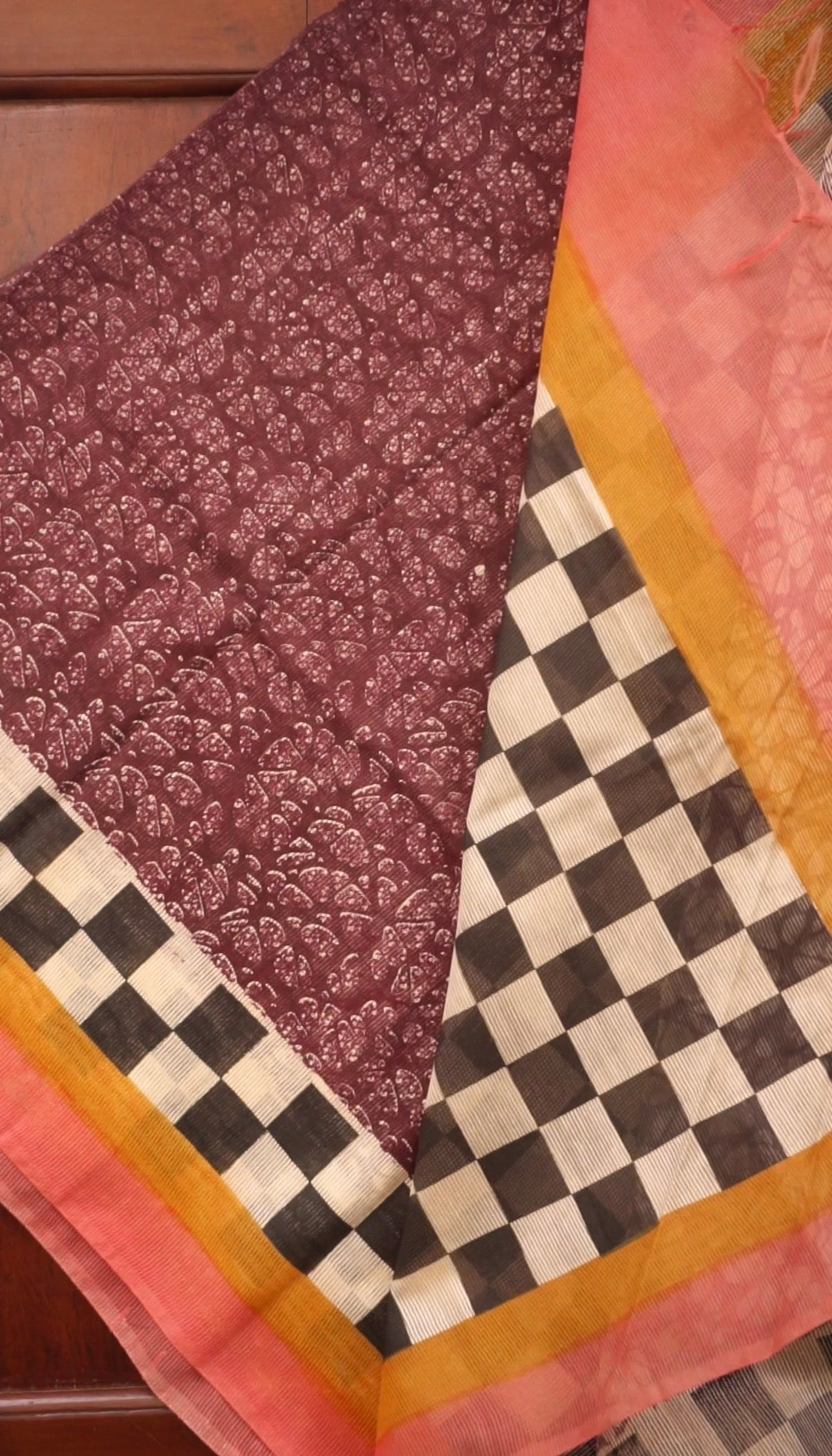 Elegant Cotton Saree – Everyday Grace with a Modern Twist [AM269]
