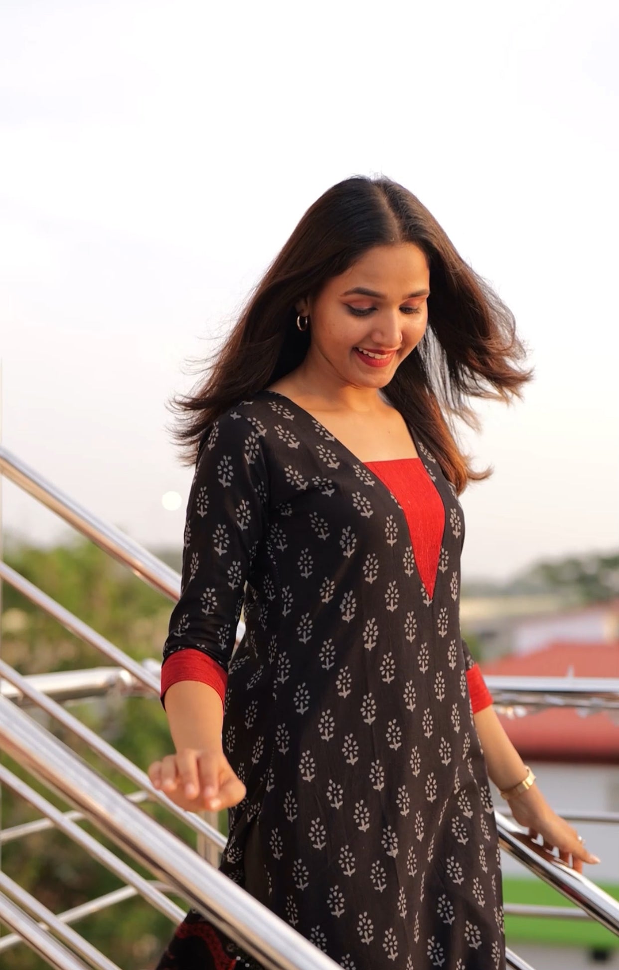 KURTHI876
