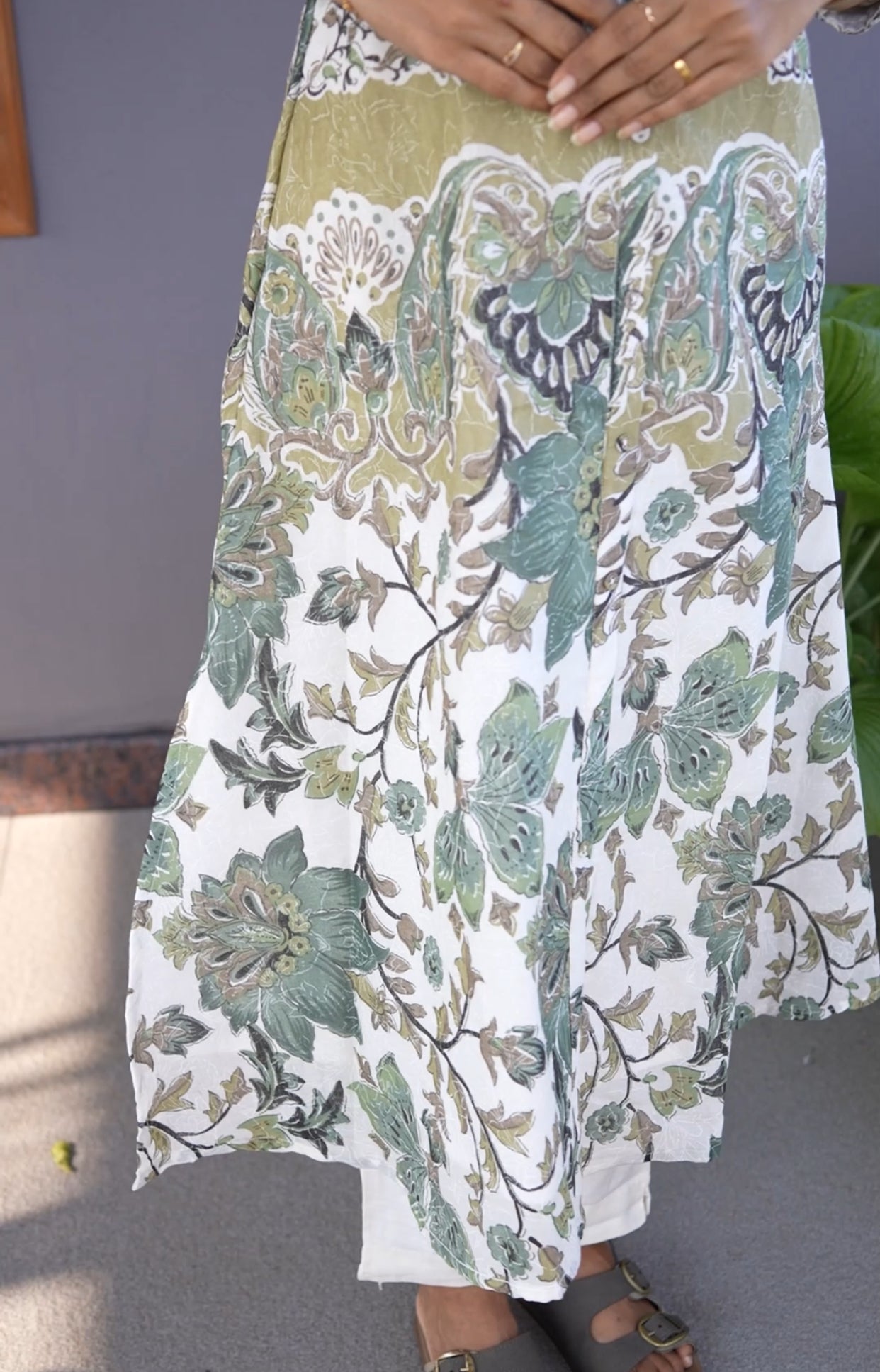 KURTHI11122233