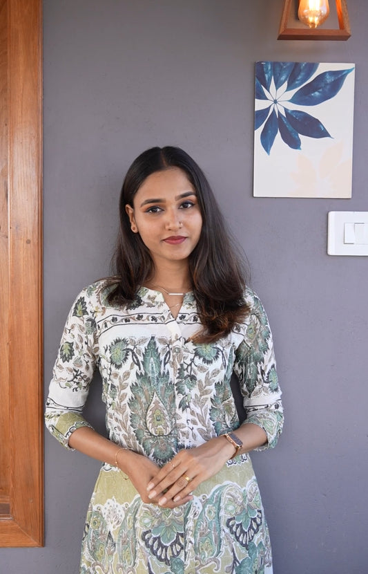 KURTHI11122233