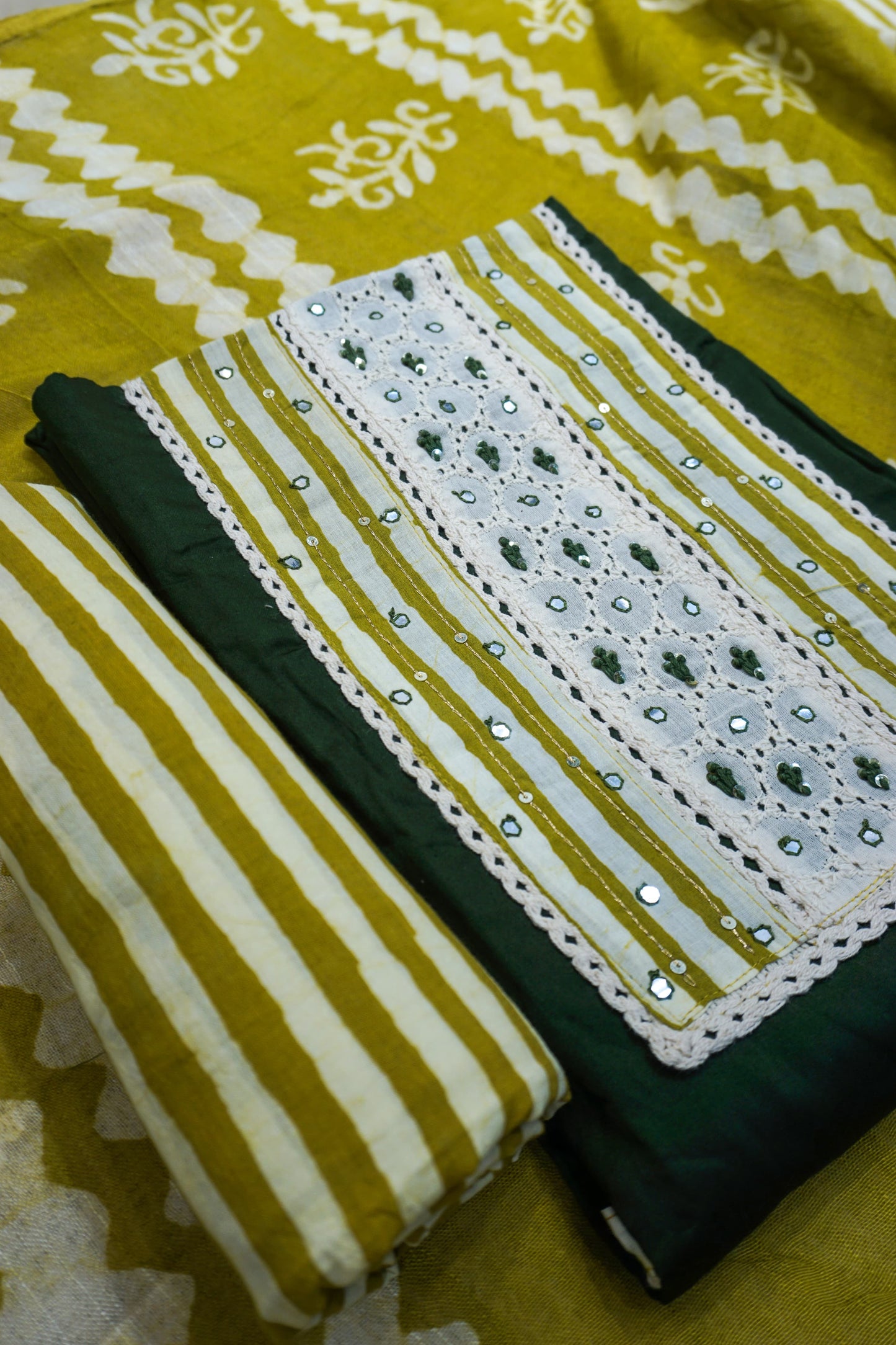 UNSTITCHED SALWAR SET AM102