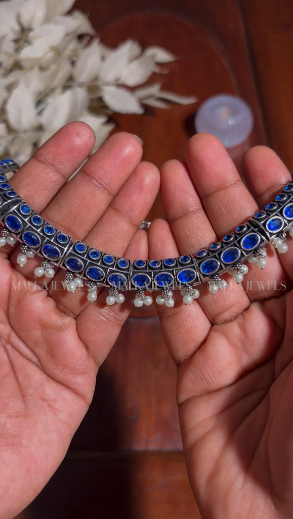Royal Blue Stone Antique Necklace Set with Pearl Drops [MK9]
