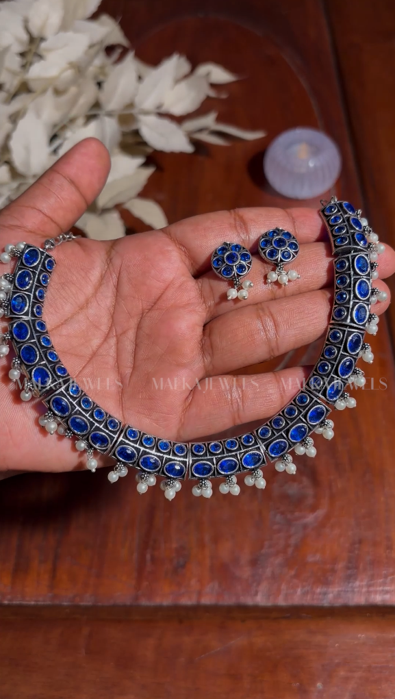 Royal Blue Stone Antique Necklace Set with Pearl Drops [MK9]