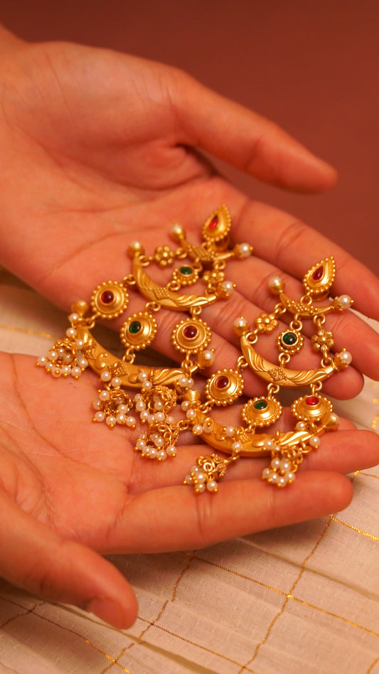 Antique Floral Statement Earrings [MK033]