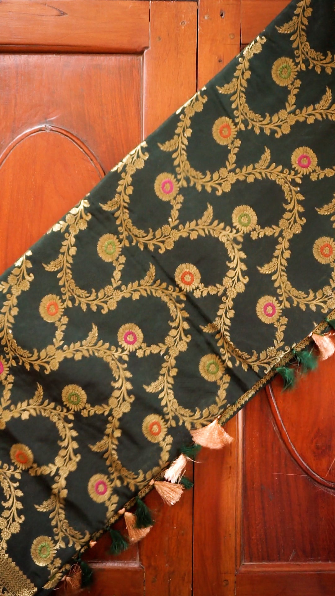 Elegant Dark Green Soft Silk Saree with Zari Work [AV17]