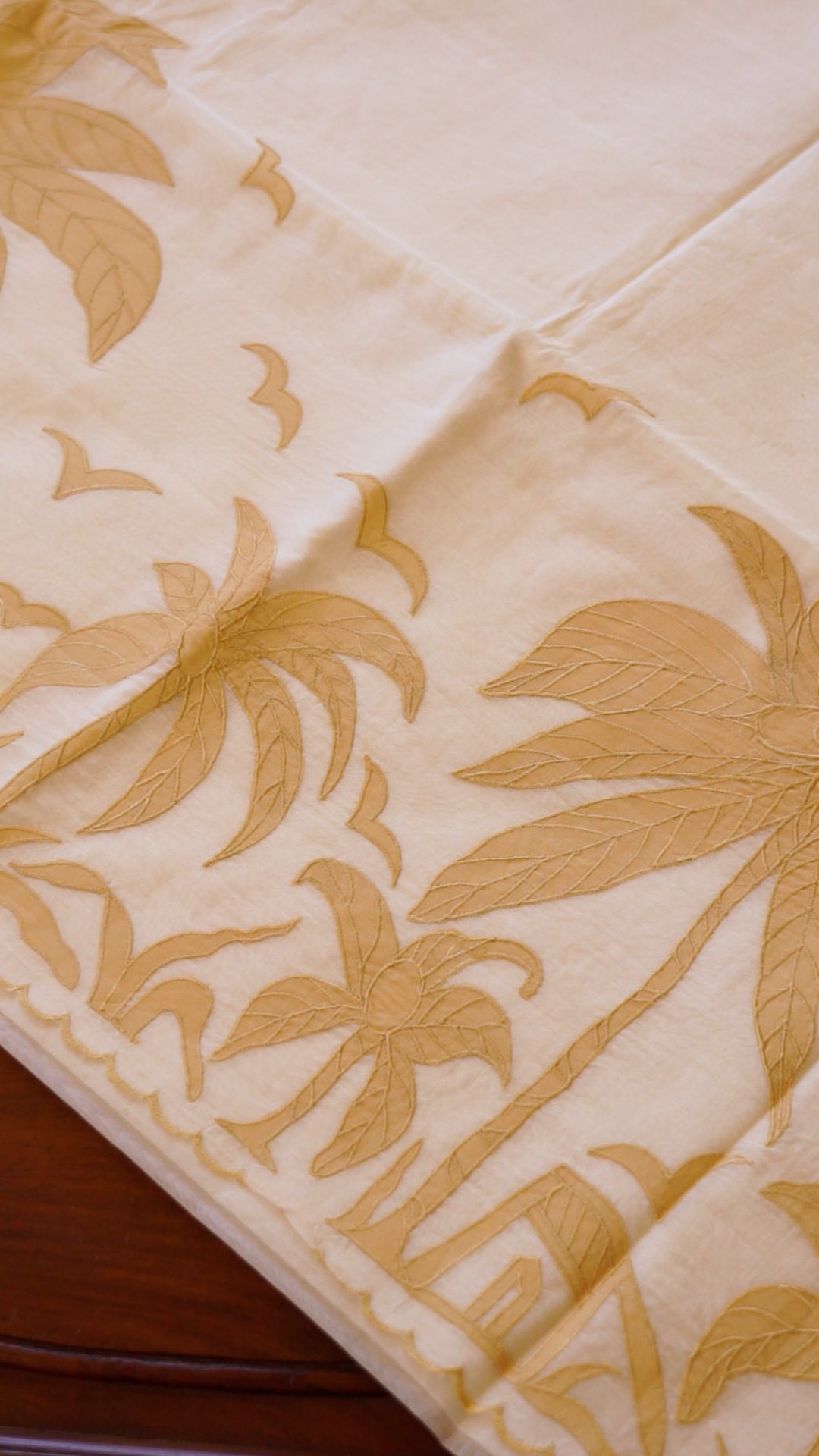 Elegant Kerala-Inspired Floral Saree [SOF01]