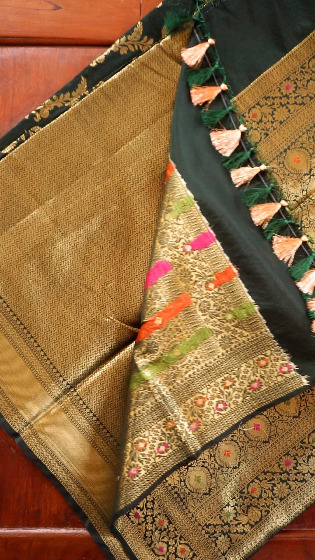 Elegant Dark Green Soft Silk Saree with Zari Work [AV17]