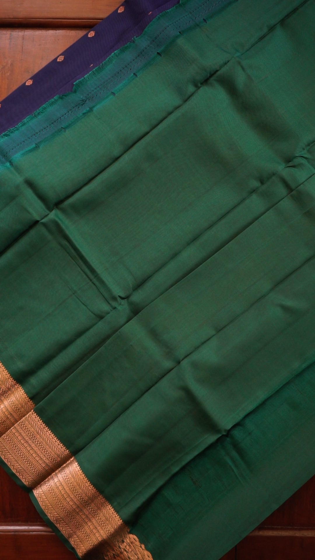 Silk saree [SOA48]